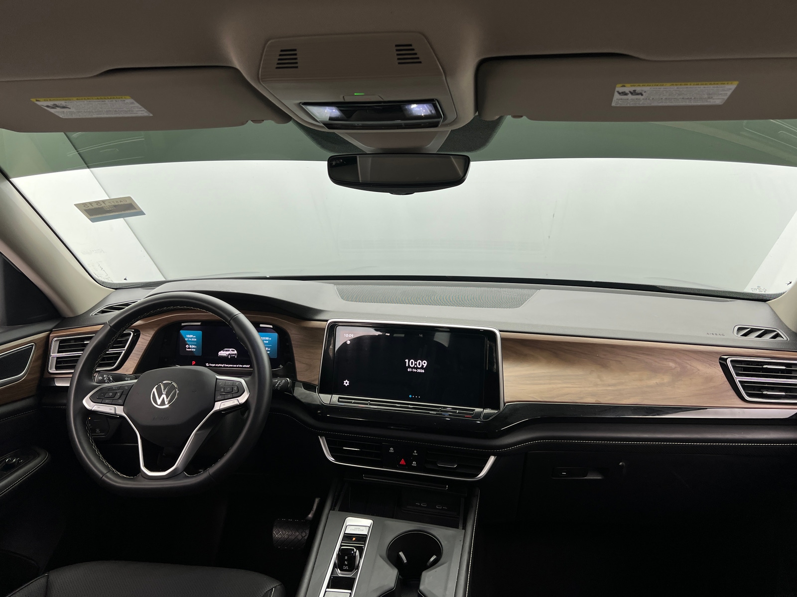 Thumbnail: 2025 Volkswagen Atlas - 2