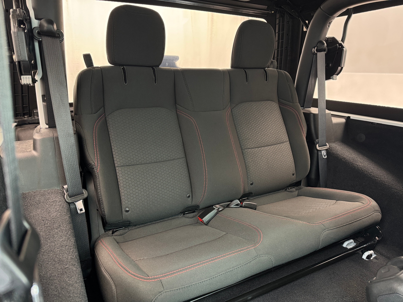 Thumbnail: 2021 Jeep Wrangler - 6