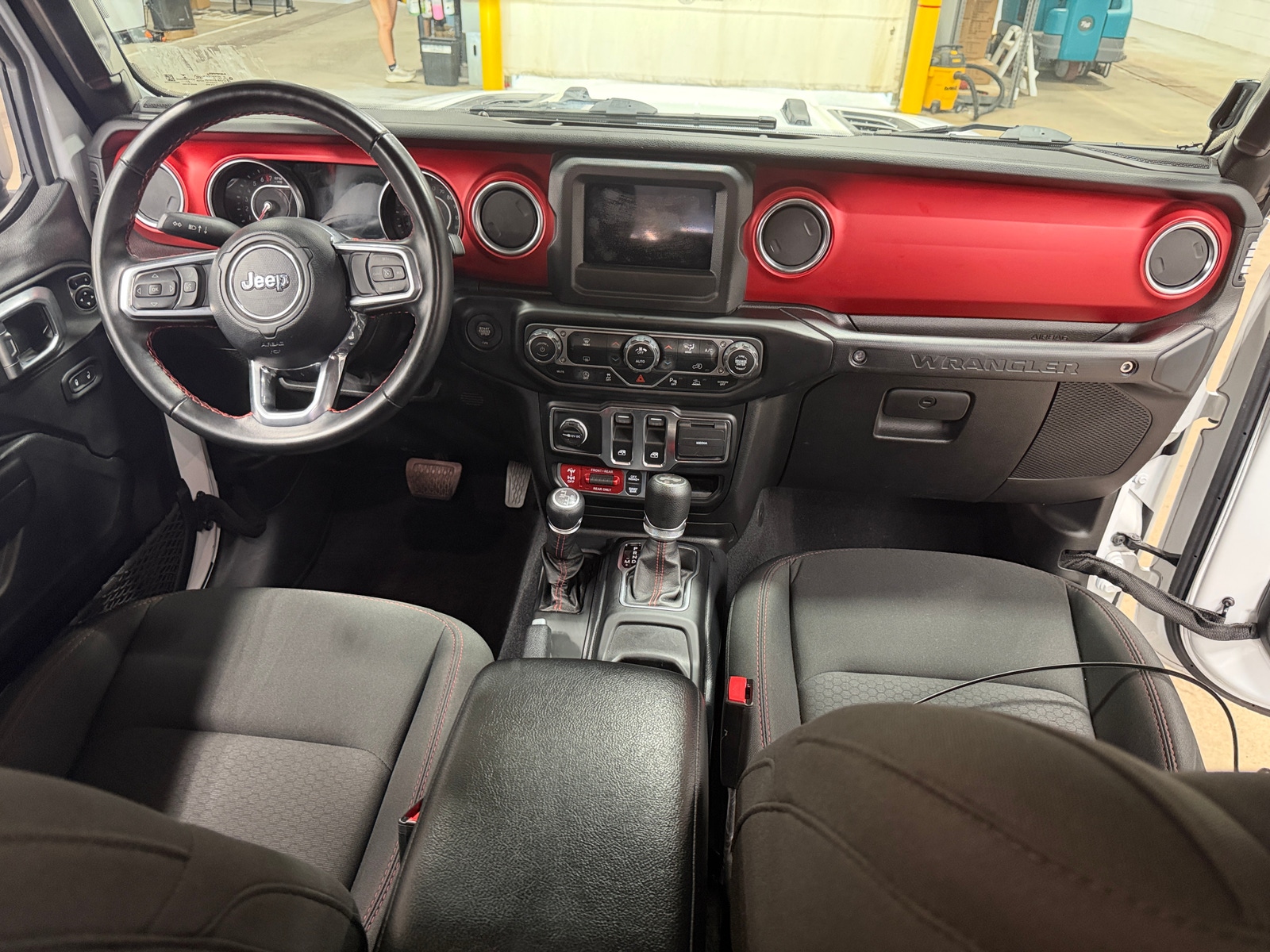 Thumbnail: 2021 Jeep Wrangler - 3