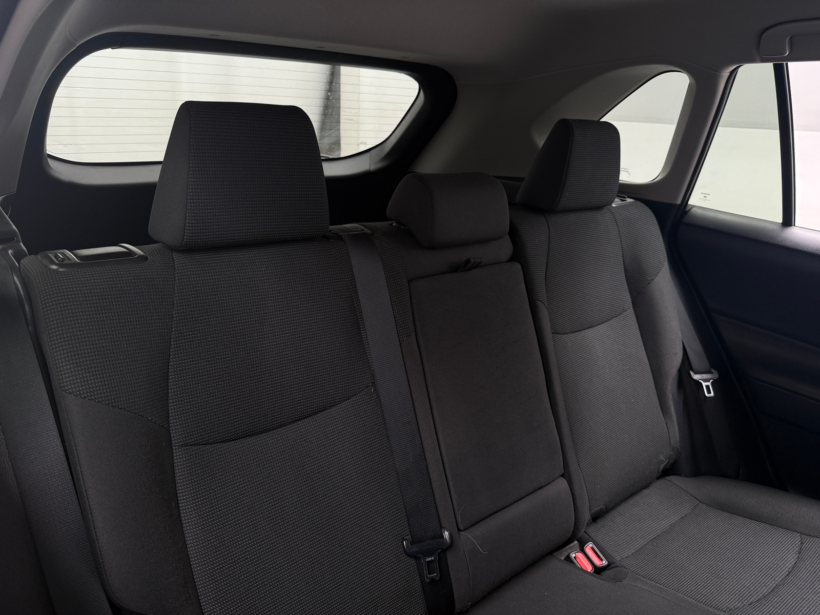 Thumbnail: 2021 Toyota RAV4 - 6