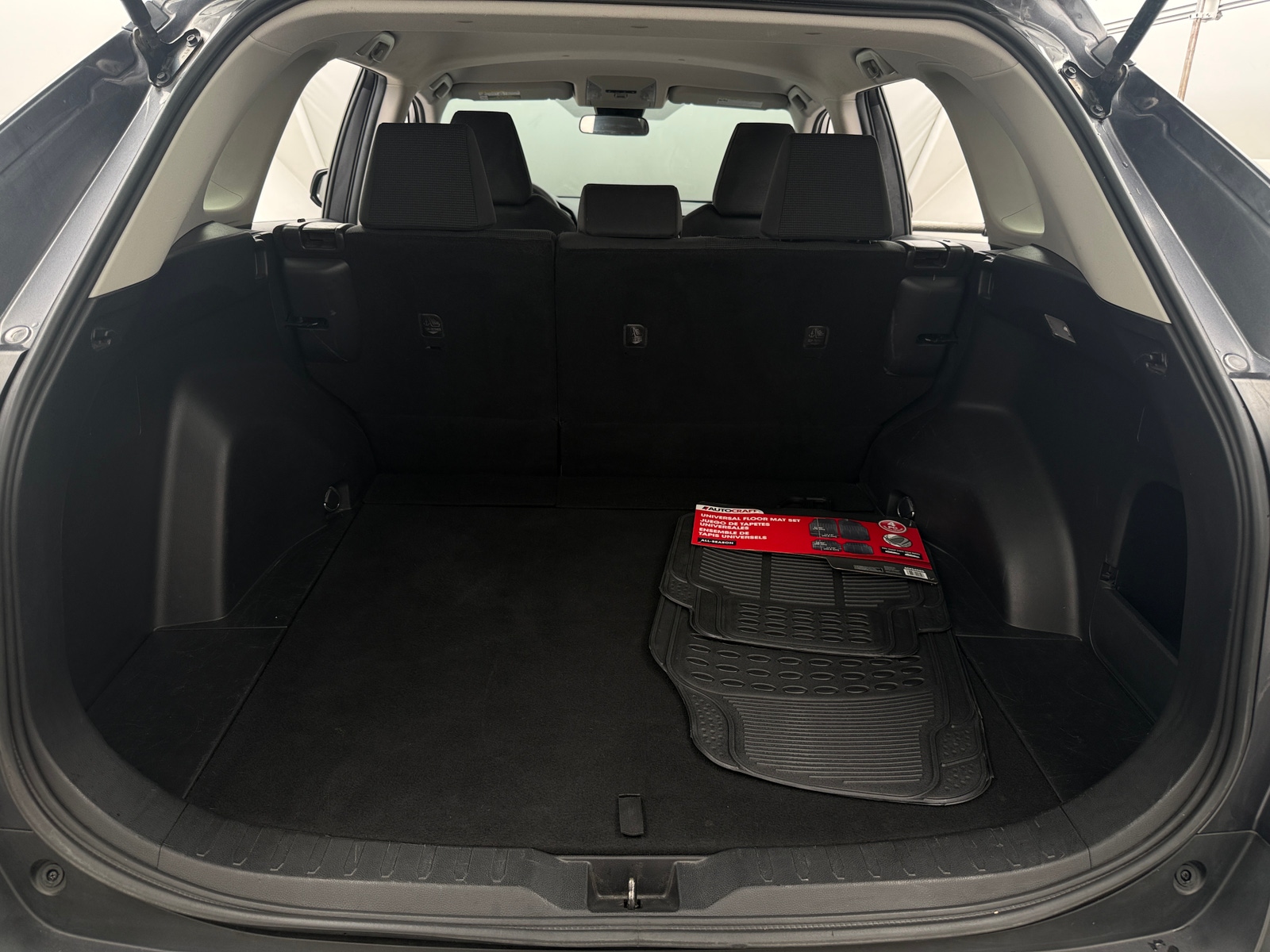 Thumbnail: 2021 Toyota RAV4 - 7