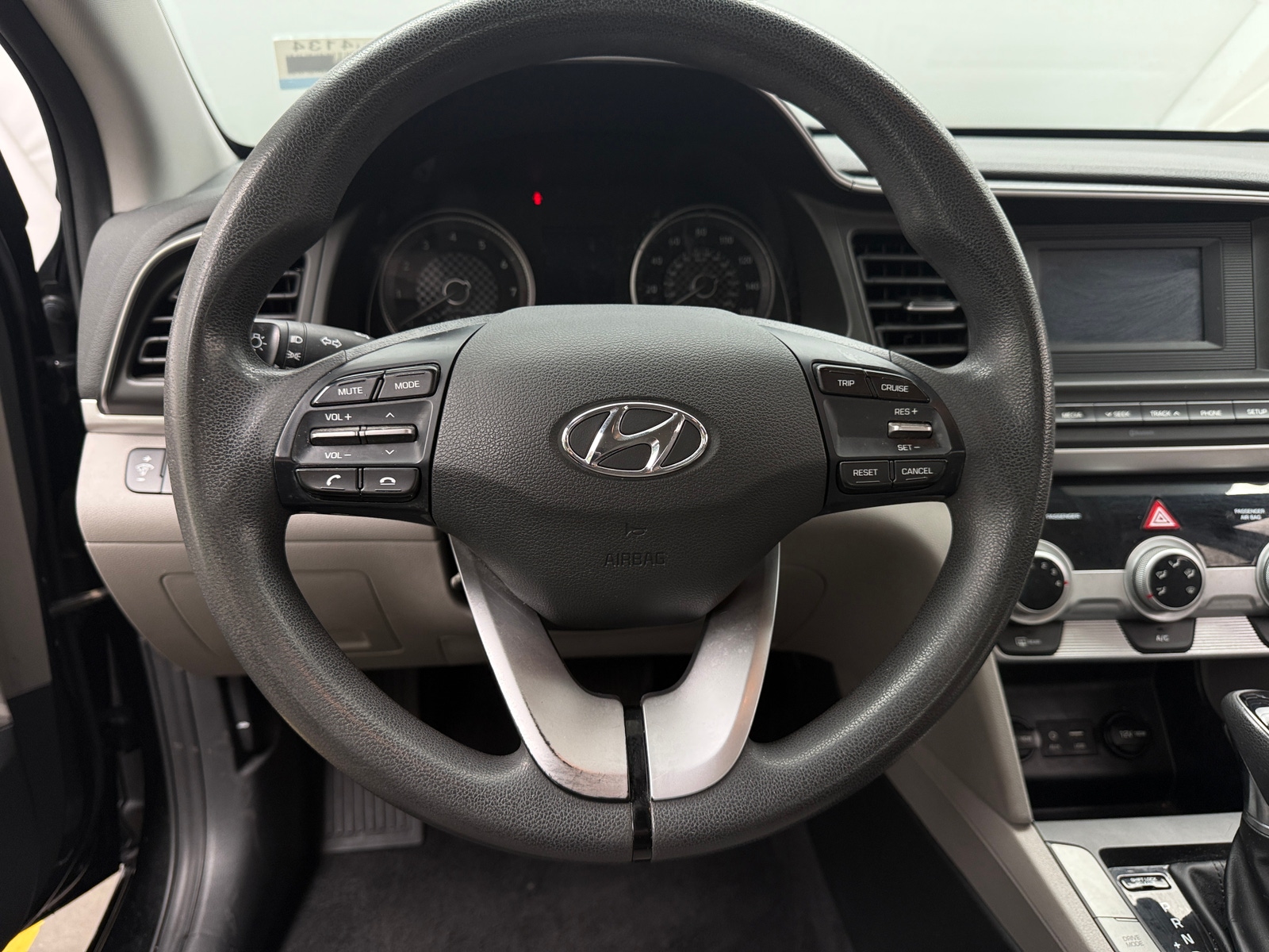 Thumbnail: 2019 Hyundai Elantra - 5
