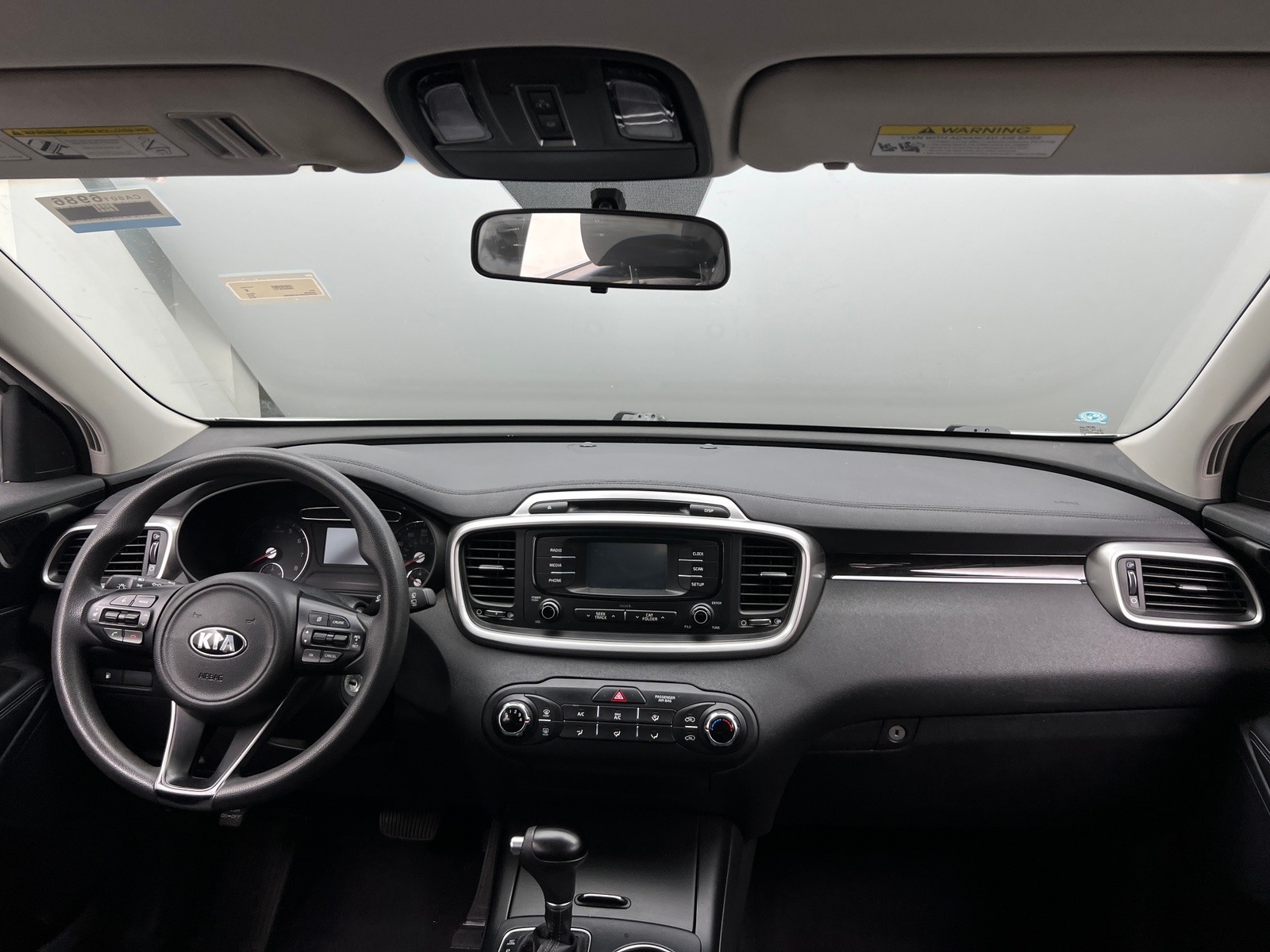 Thumbnail: 2018 Kia Sorento - 3