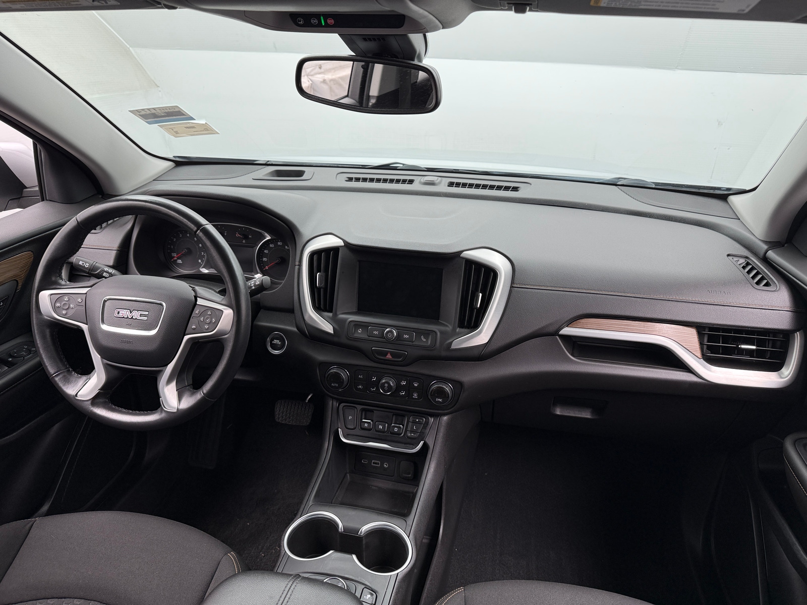 Thumbnail: 2020 GMC Terrain - 3