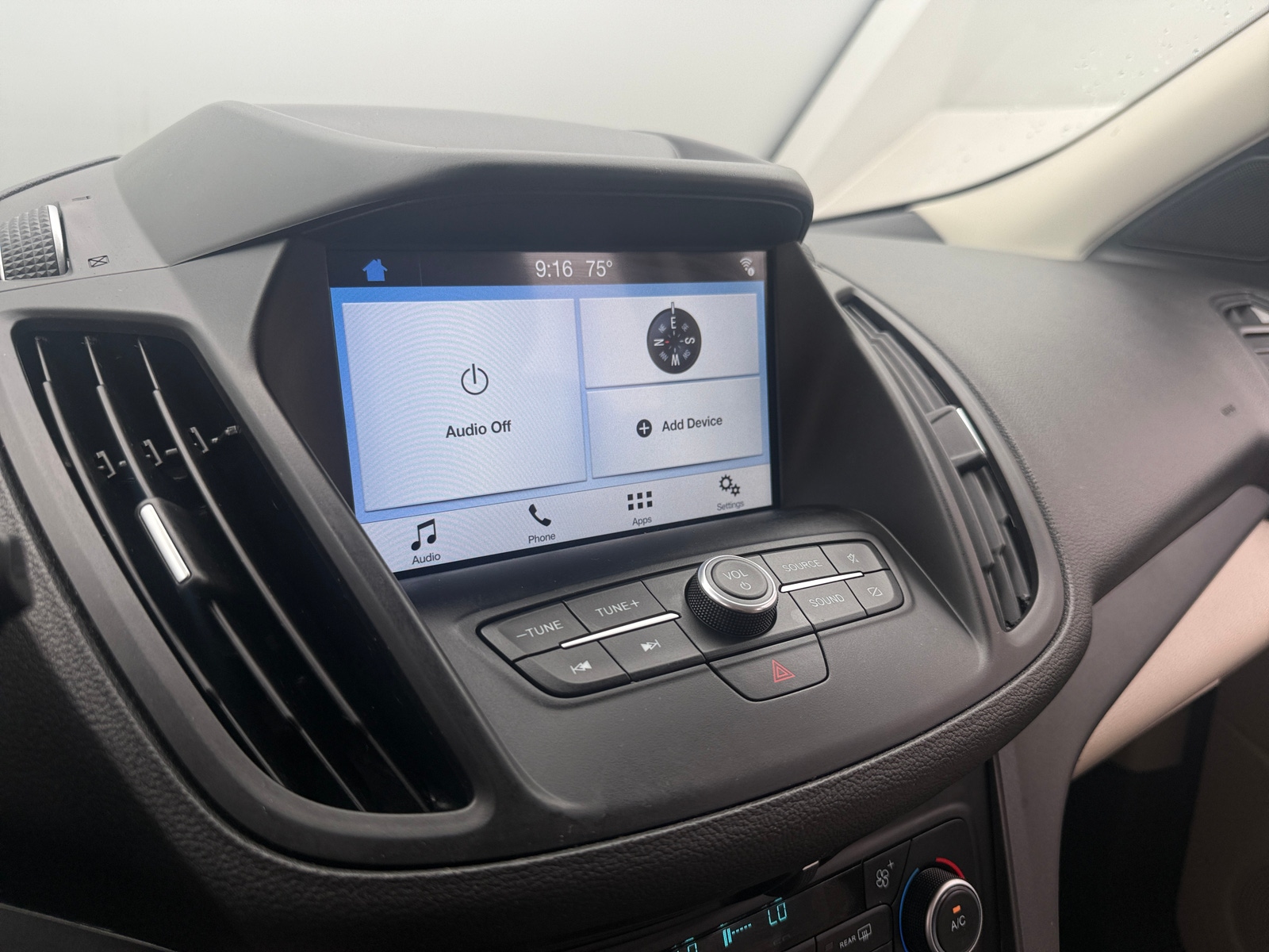 Thumbnail: 2019 Ford Escape - 3