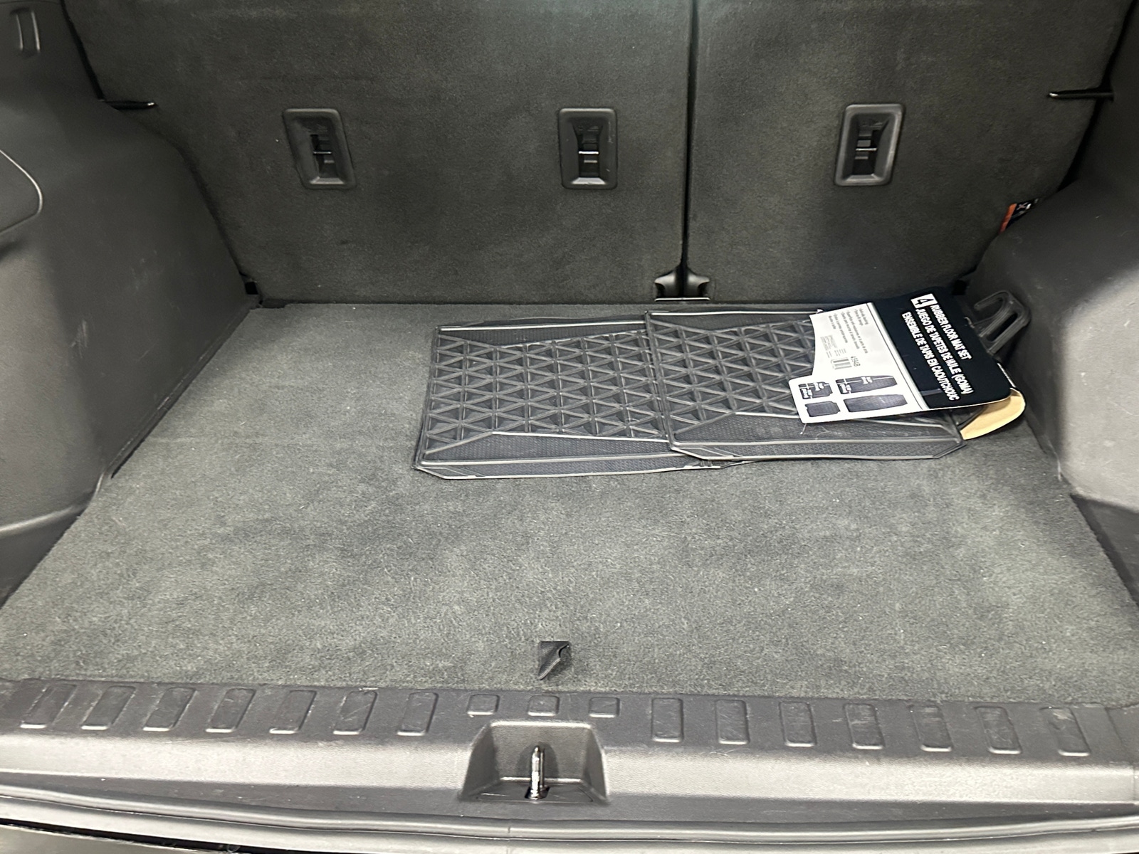 Thumbnail: 2019 Chevrolet Equinox - 7