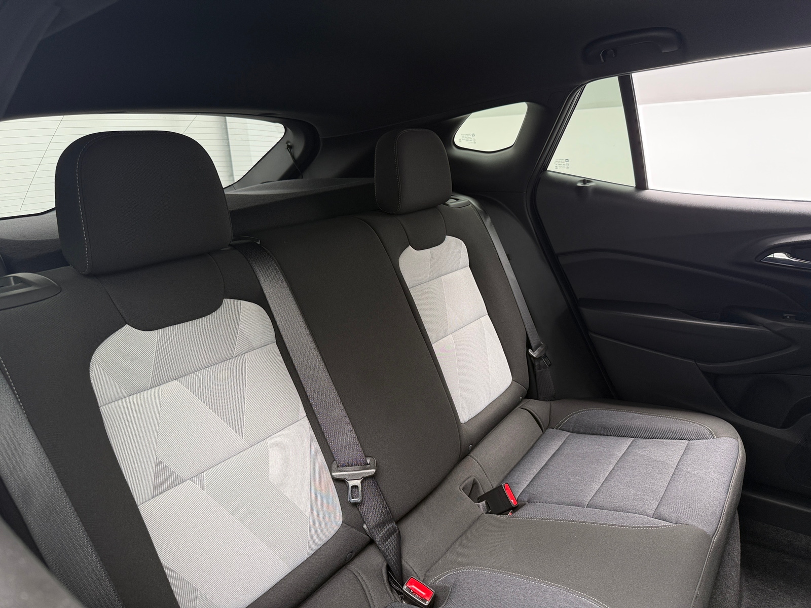Thumbnail: 2024 Chevrolet Trax - 6