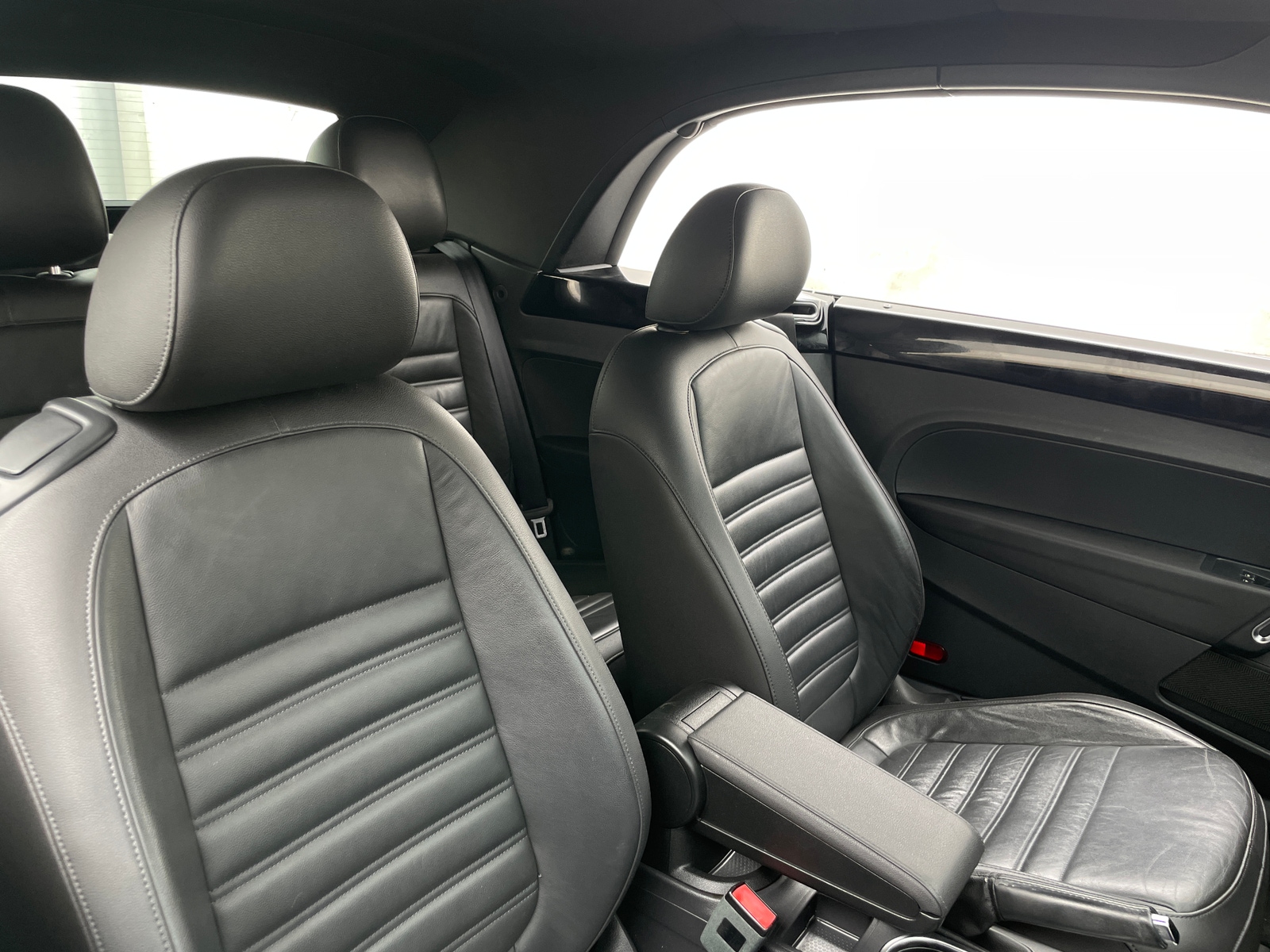 Thumbnail: 2013 Volkswagen Beetle - 2