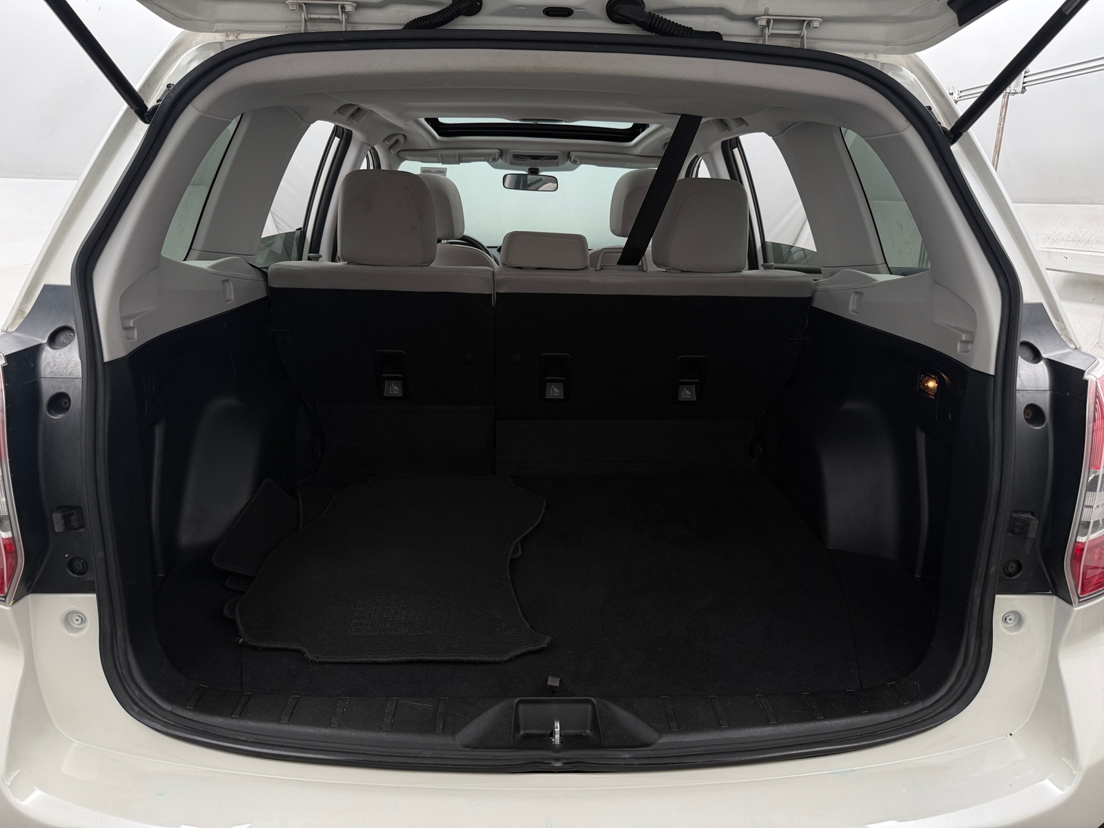 Thumbnail: 2016 Subaru Forester - 7