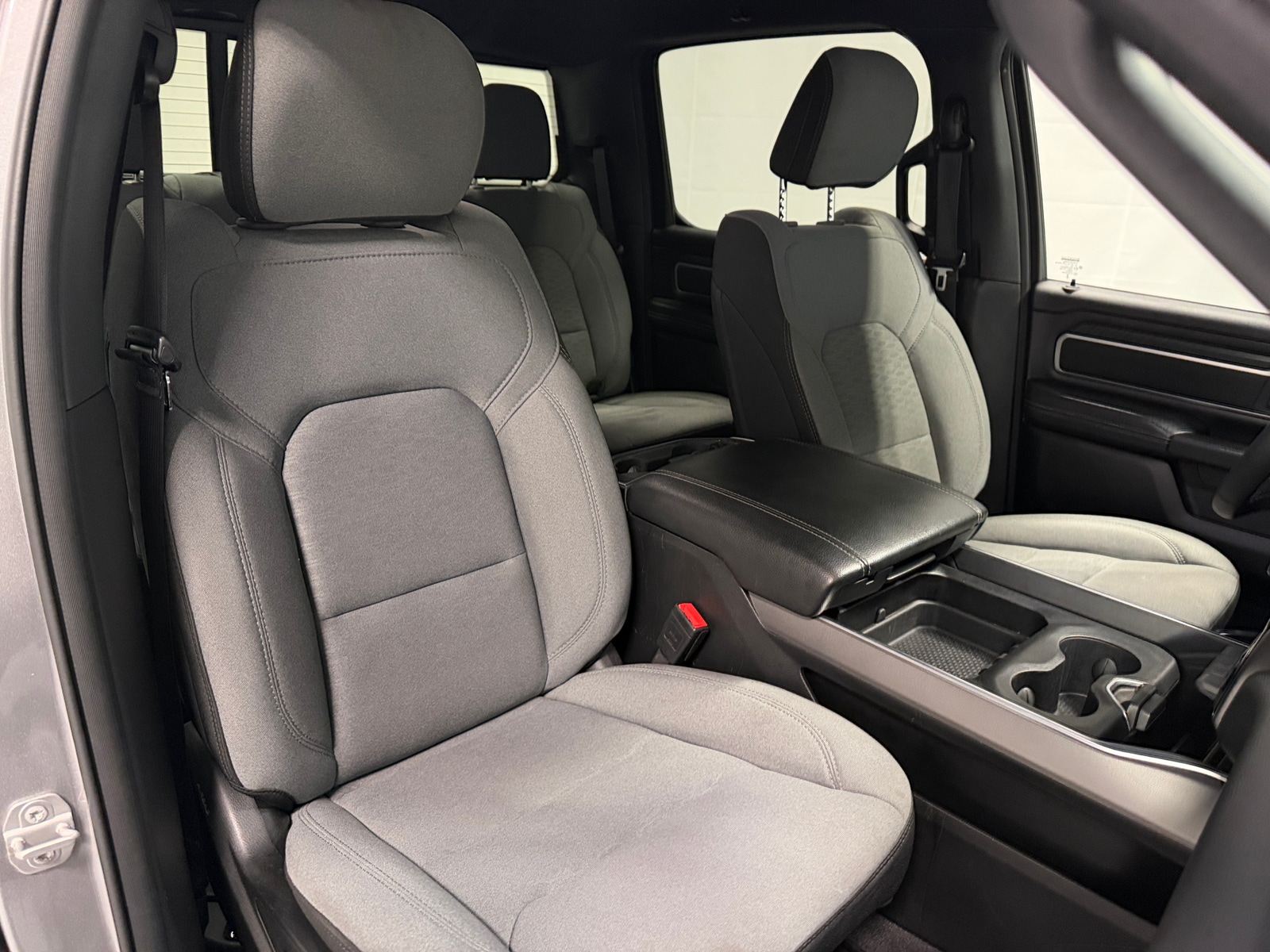 Thumbnail: 2025 RAM 1500 - 2