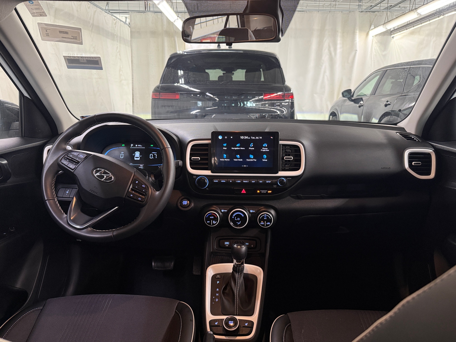 Thumbnail: 2025 Hyundai Venue - 3