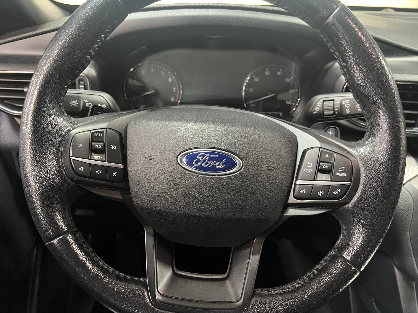 Thumbnail: 2020 Ford Explorer - 5