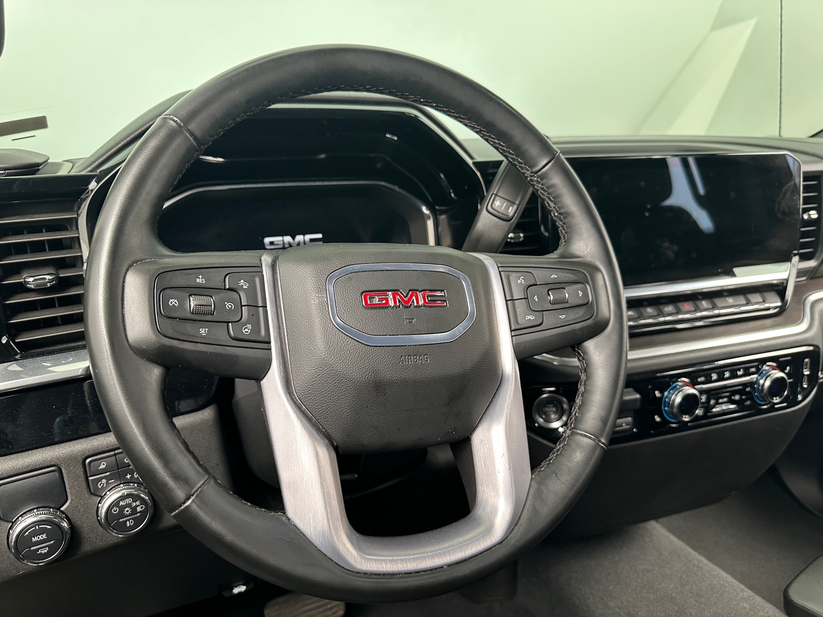 Thumbnail: 2025 GMC Sierra 1500 - 4