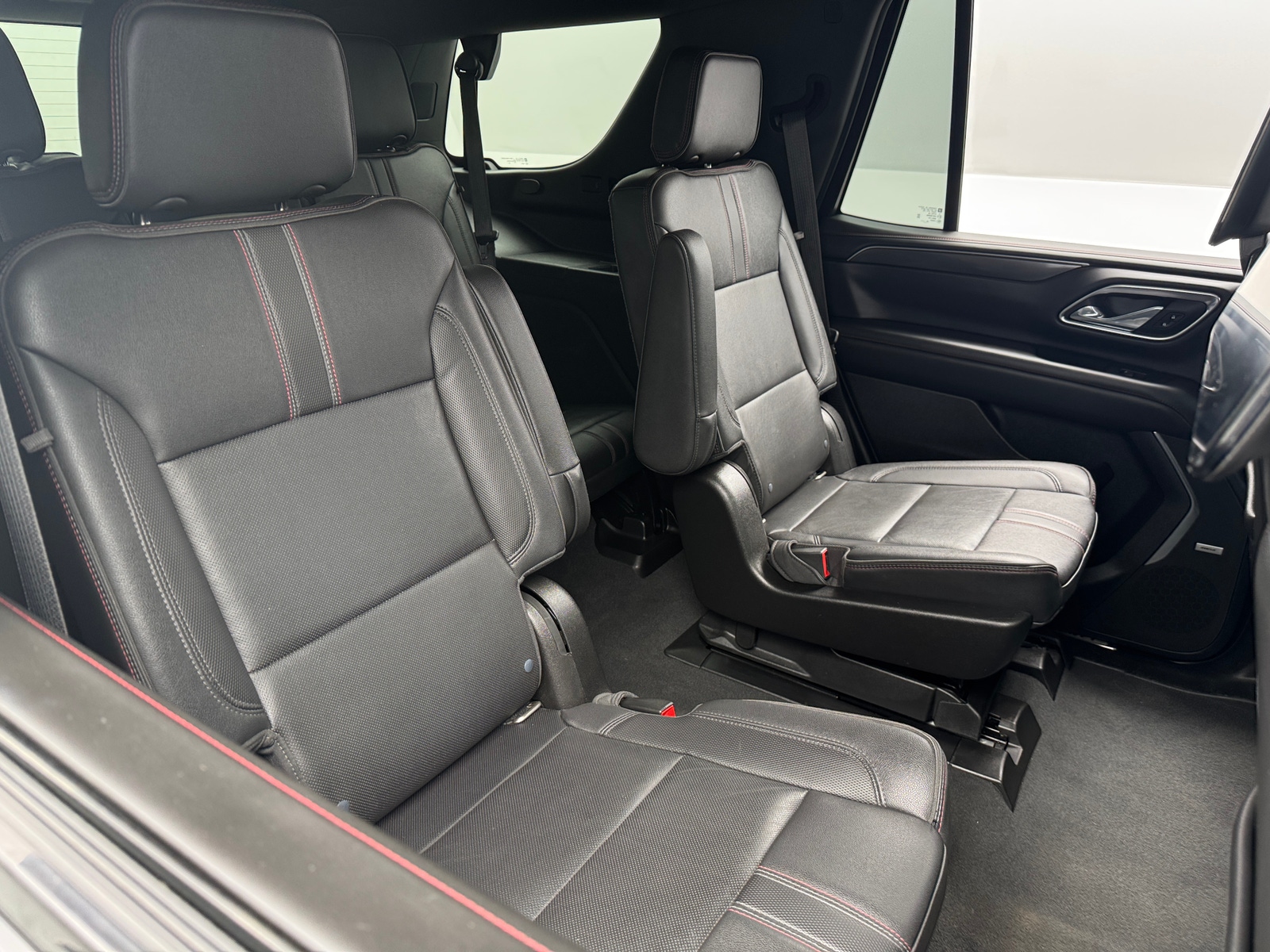 Thumbnail: 2021 Chevrolet Tahoe - 5