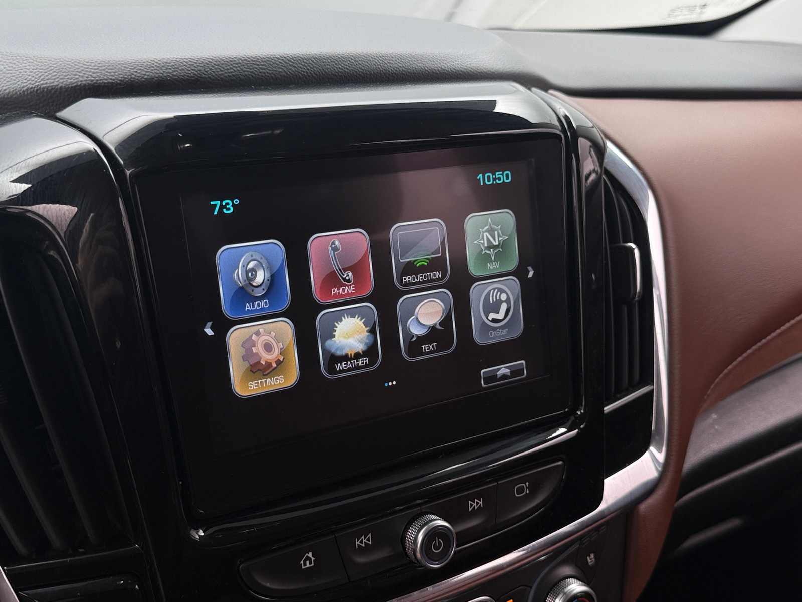 Thumbnail: 2018 Chevrolet Traverse - 3
