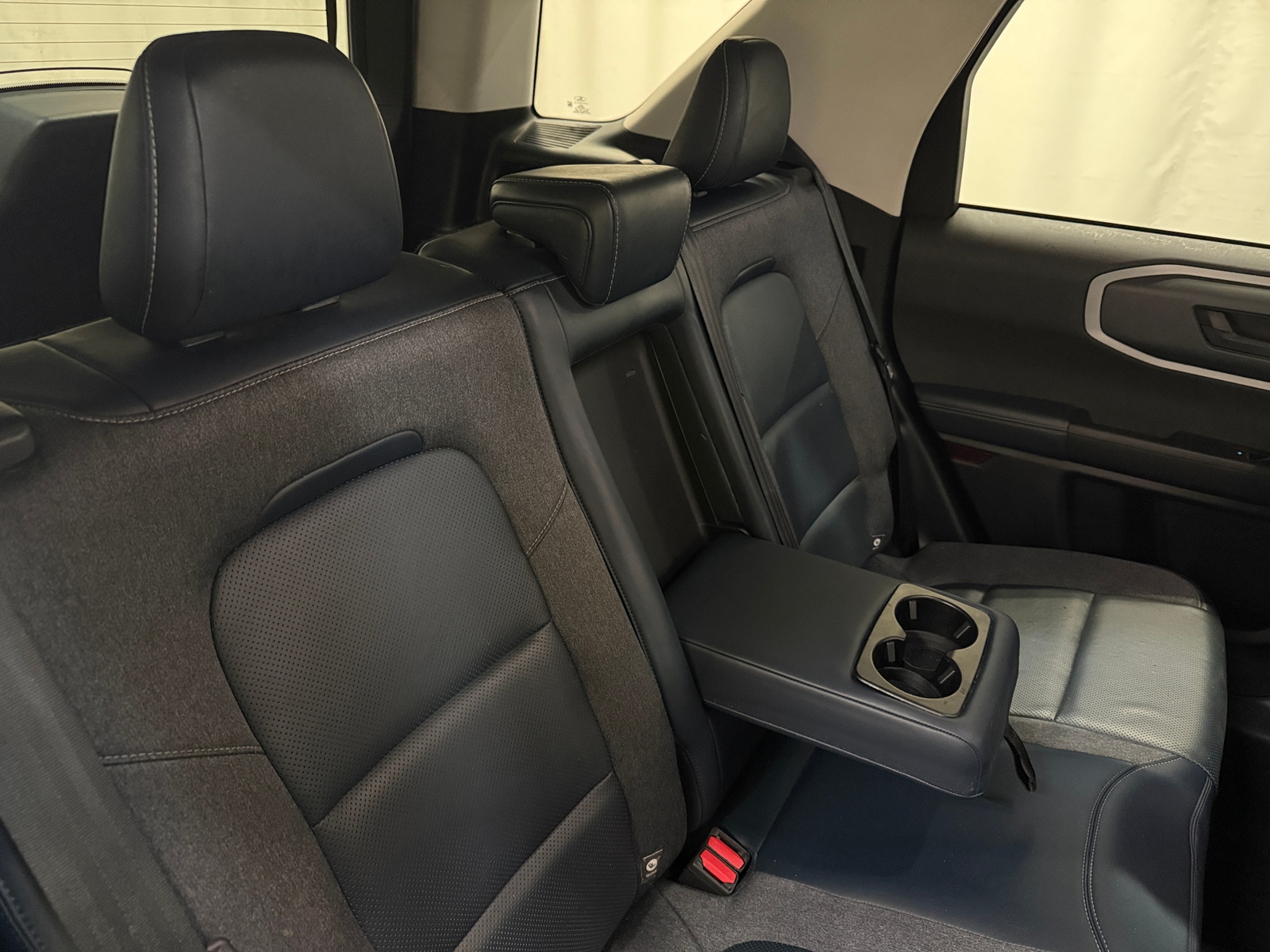 Thumbnail: 2022 Ford Bronco Sport - 5