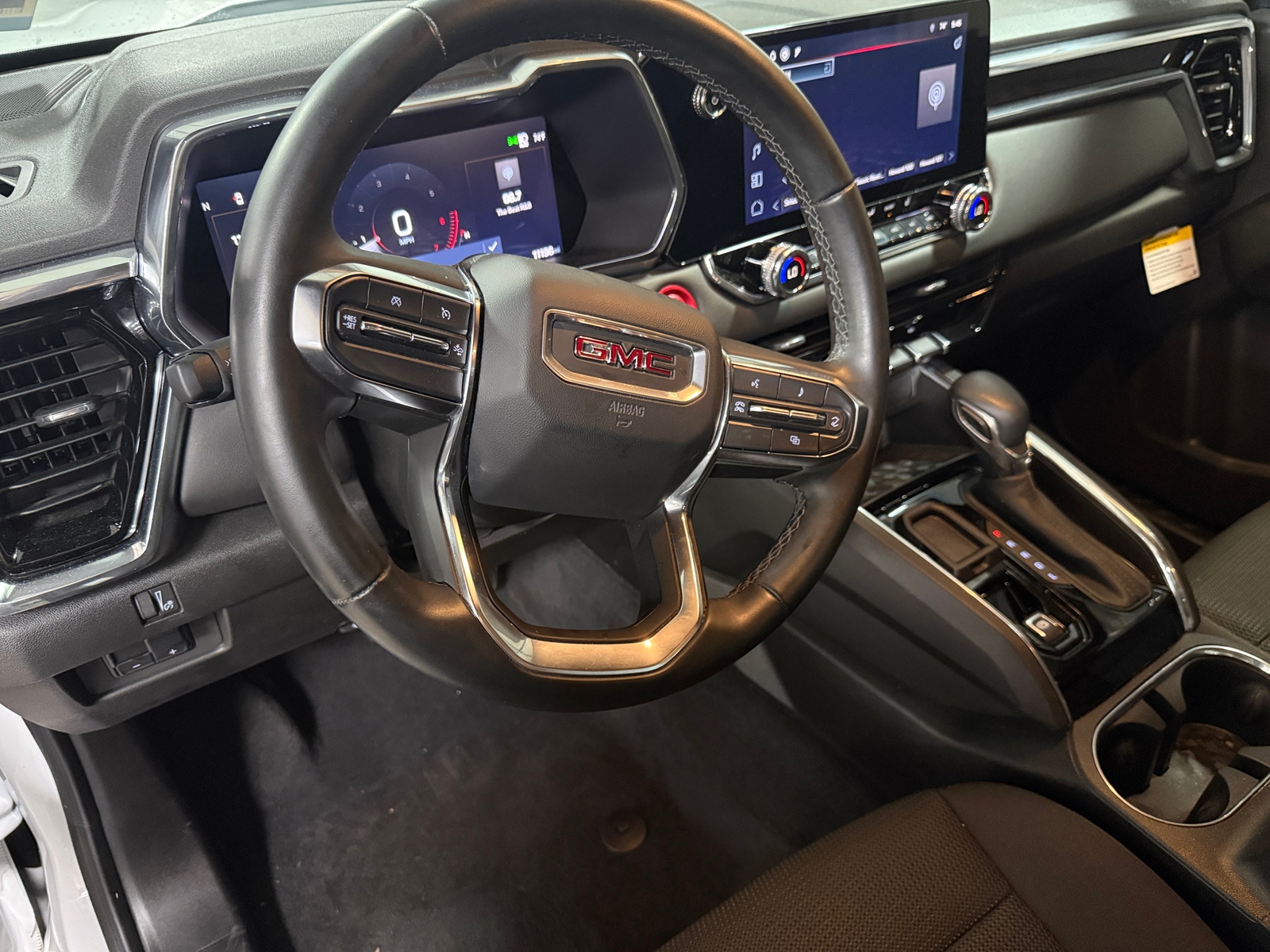Thumbnail: 2025 GMC Canyon - 5
