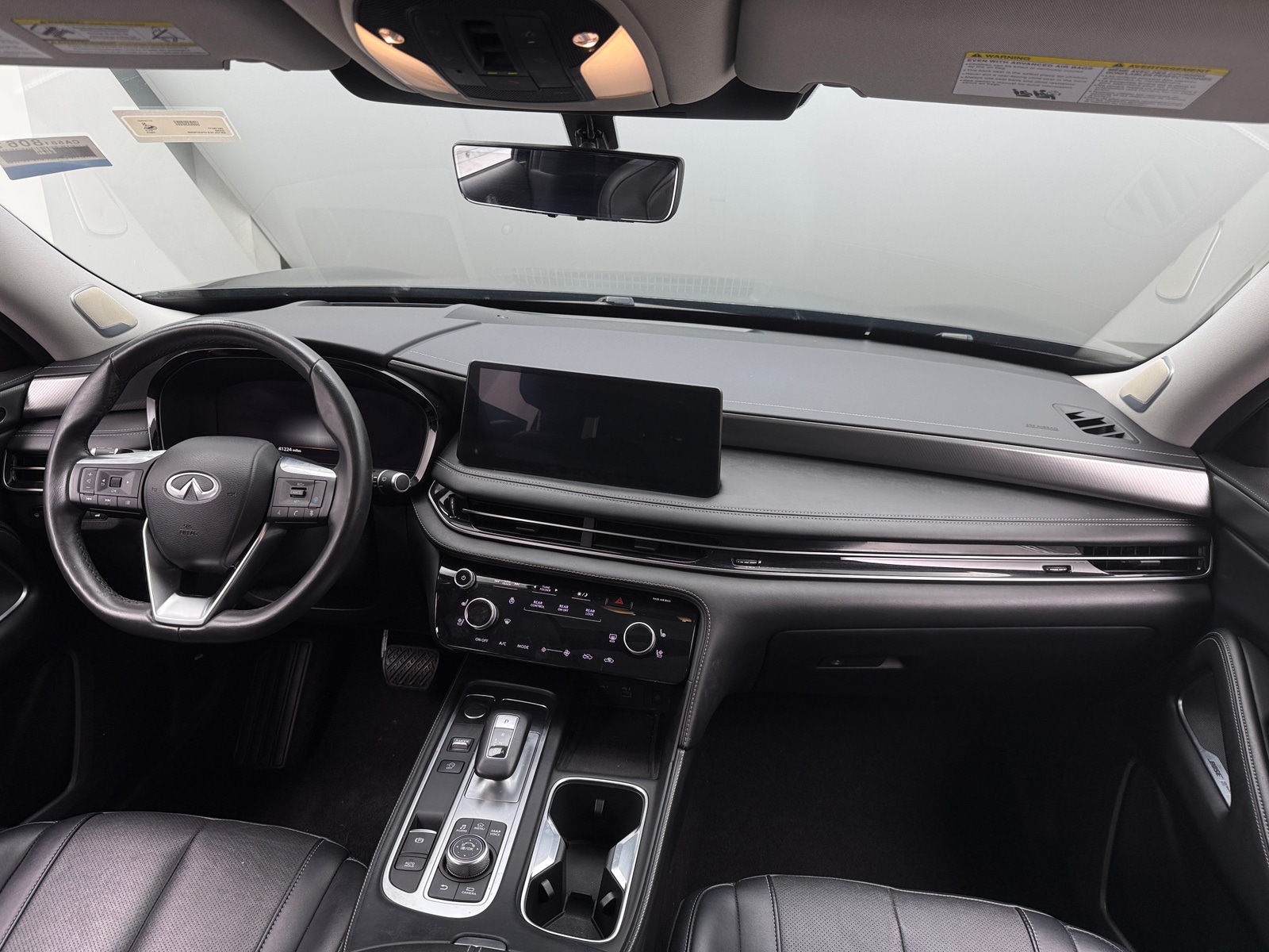 Thumbnail: 2023 INFINITI QX60 - 2