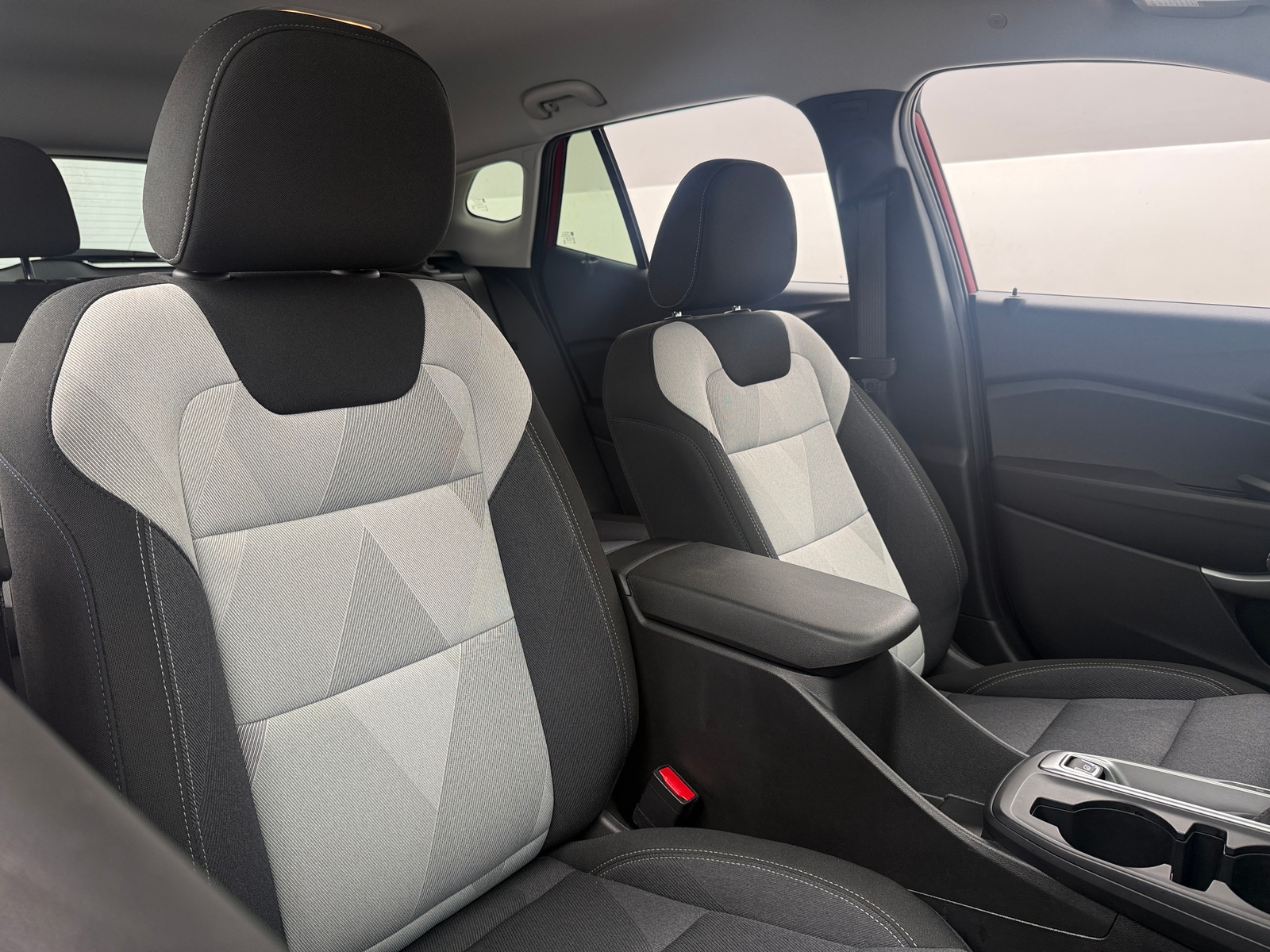 Thumbnail: 2026 Chevrolet Trax - 2