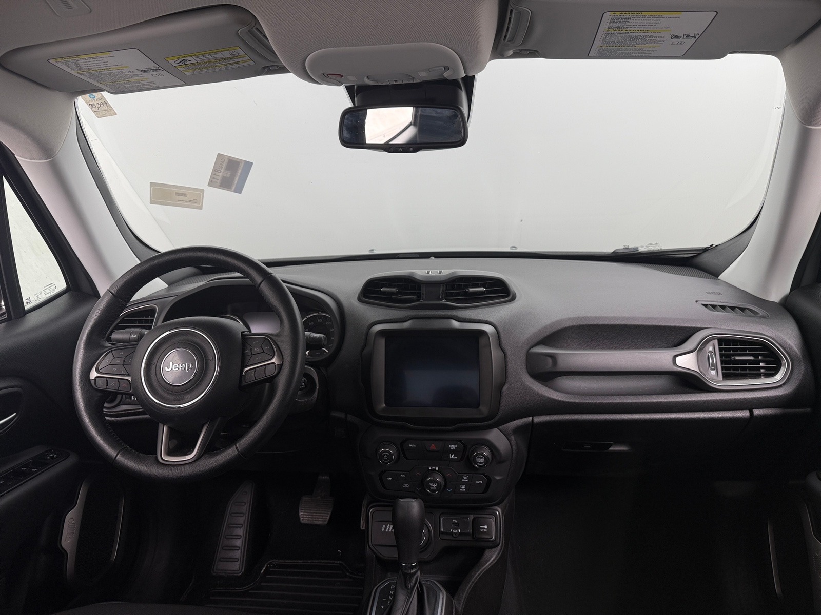 Thumbnail: 2022 Jeep Renegade - 3