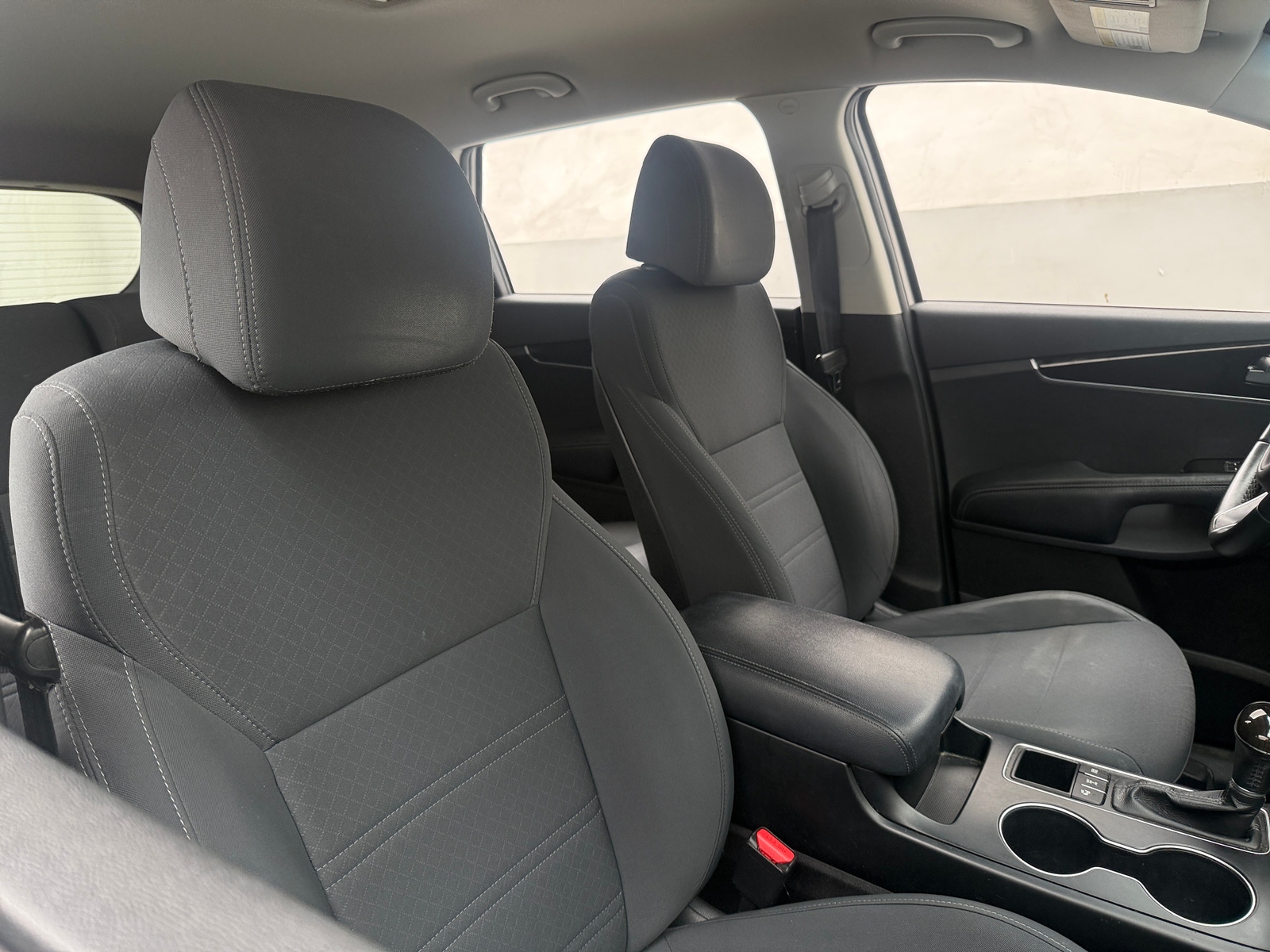 Thumbnail: 2017 Kia Sorento - 2