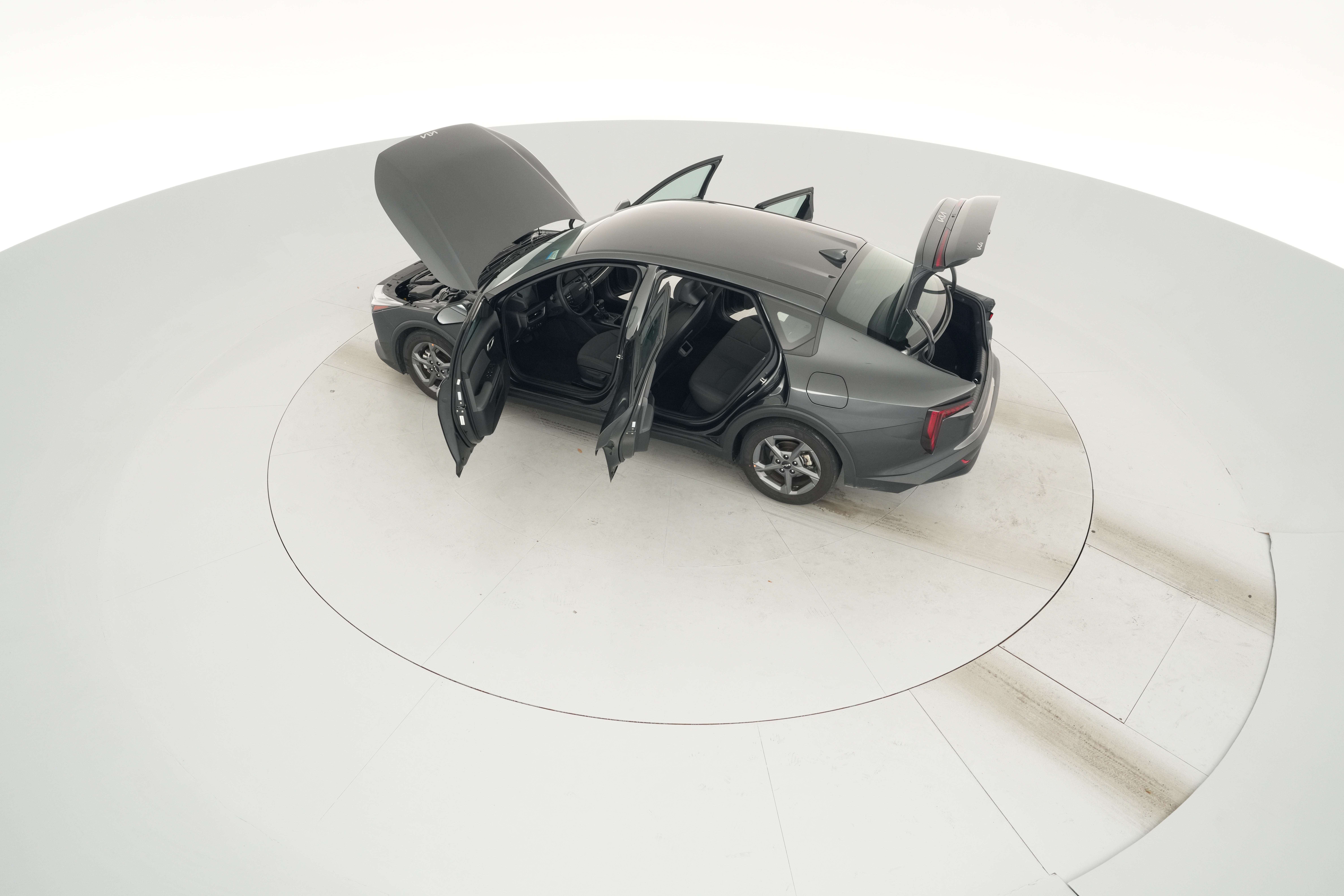 2025 Kia K4 LXS - Photo 44