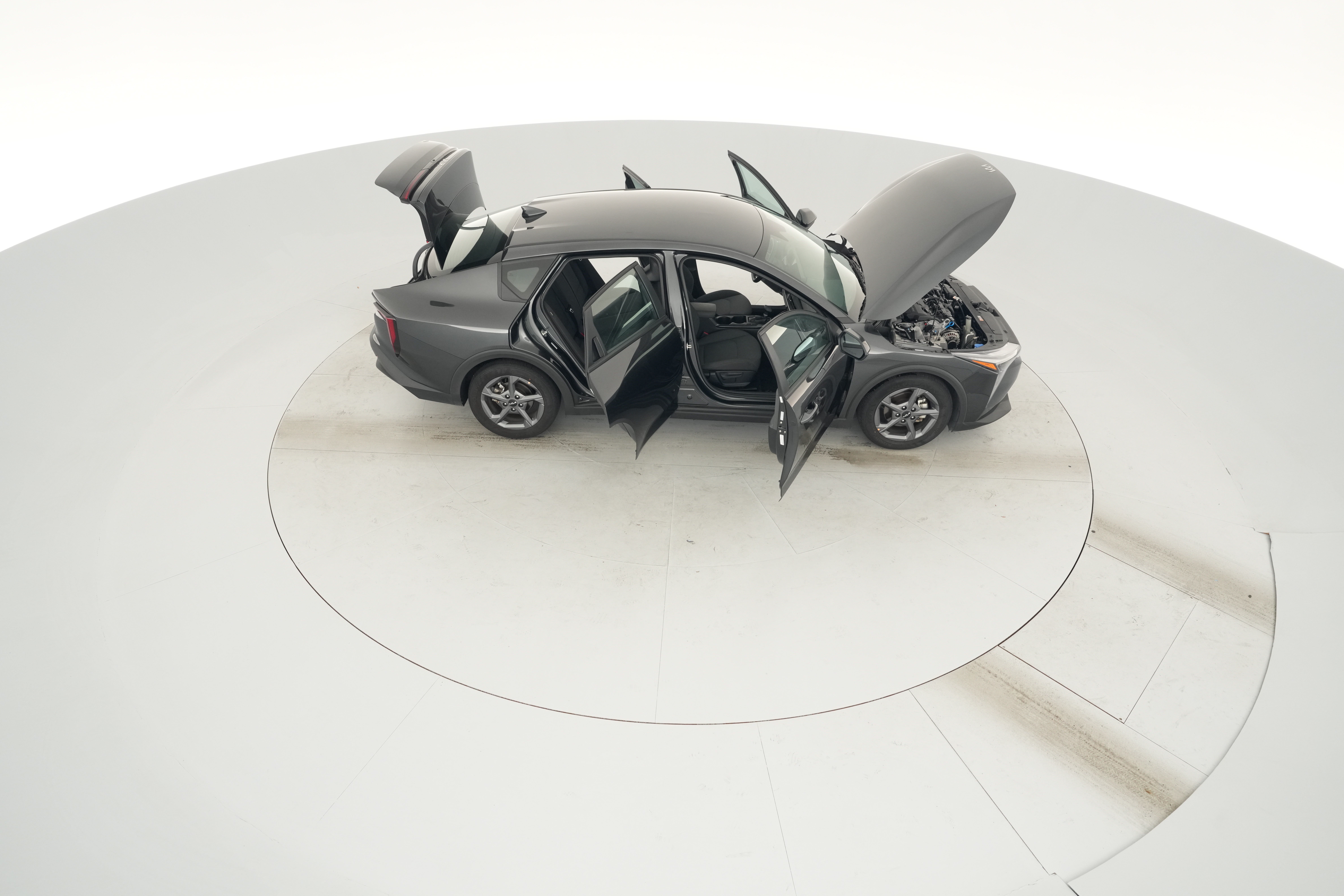 2025 Kia K4 LXS - Photo 51