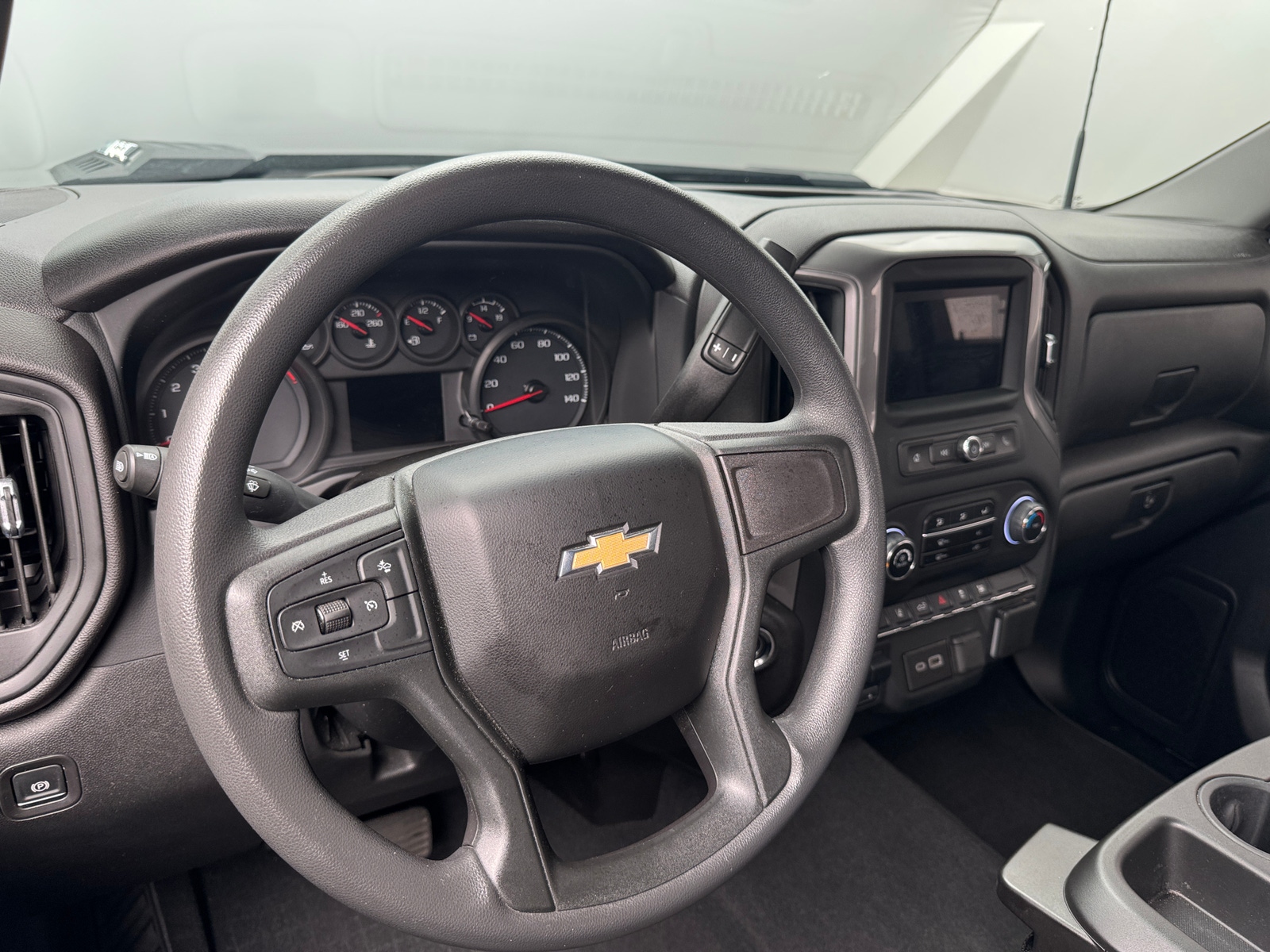 Thumbnail: 2024 Chevrolet Silverado 2500 - 5