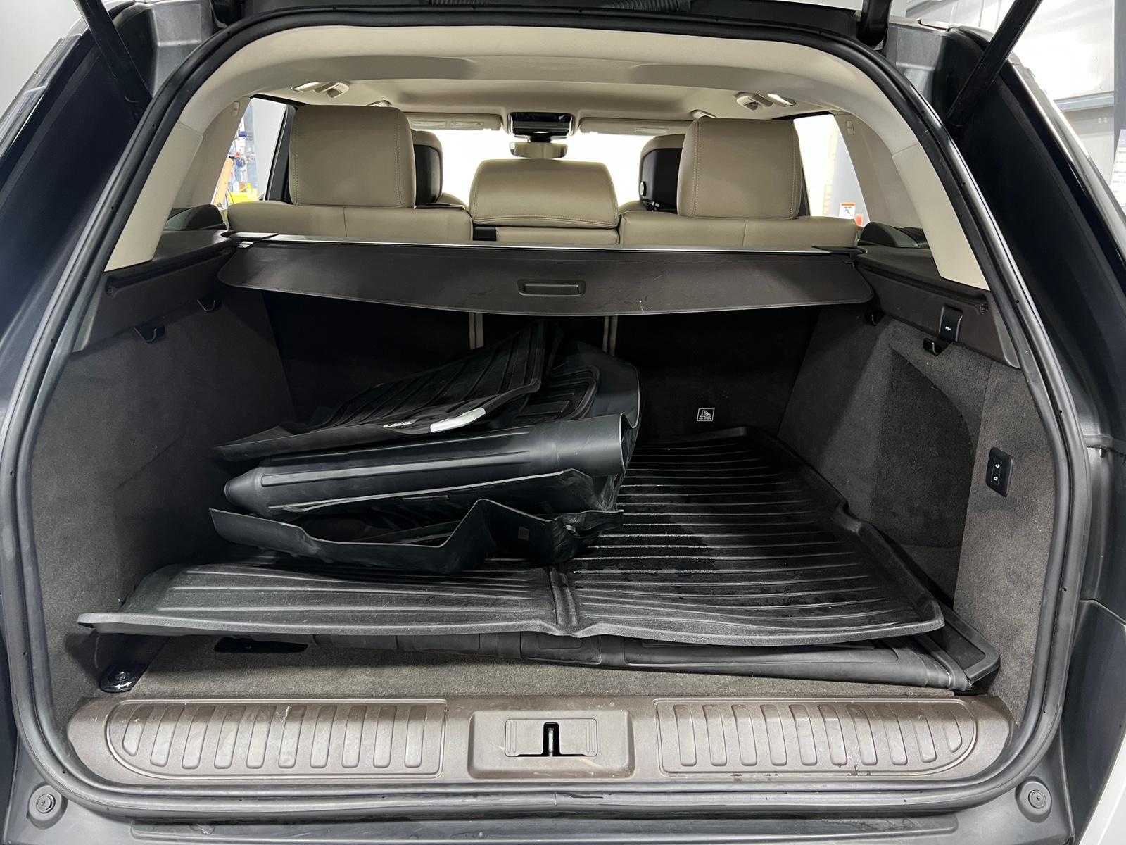 Thumbnail: 2019 Land Rover Range Rover Sport - 6