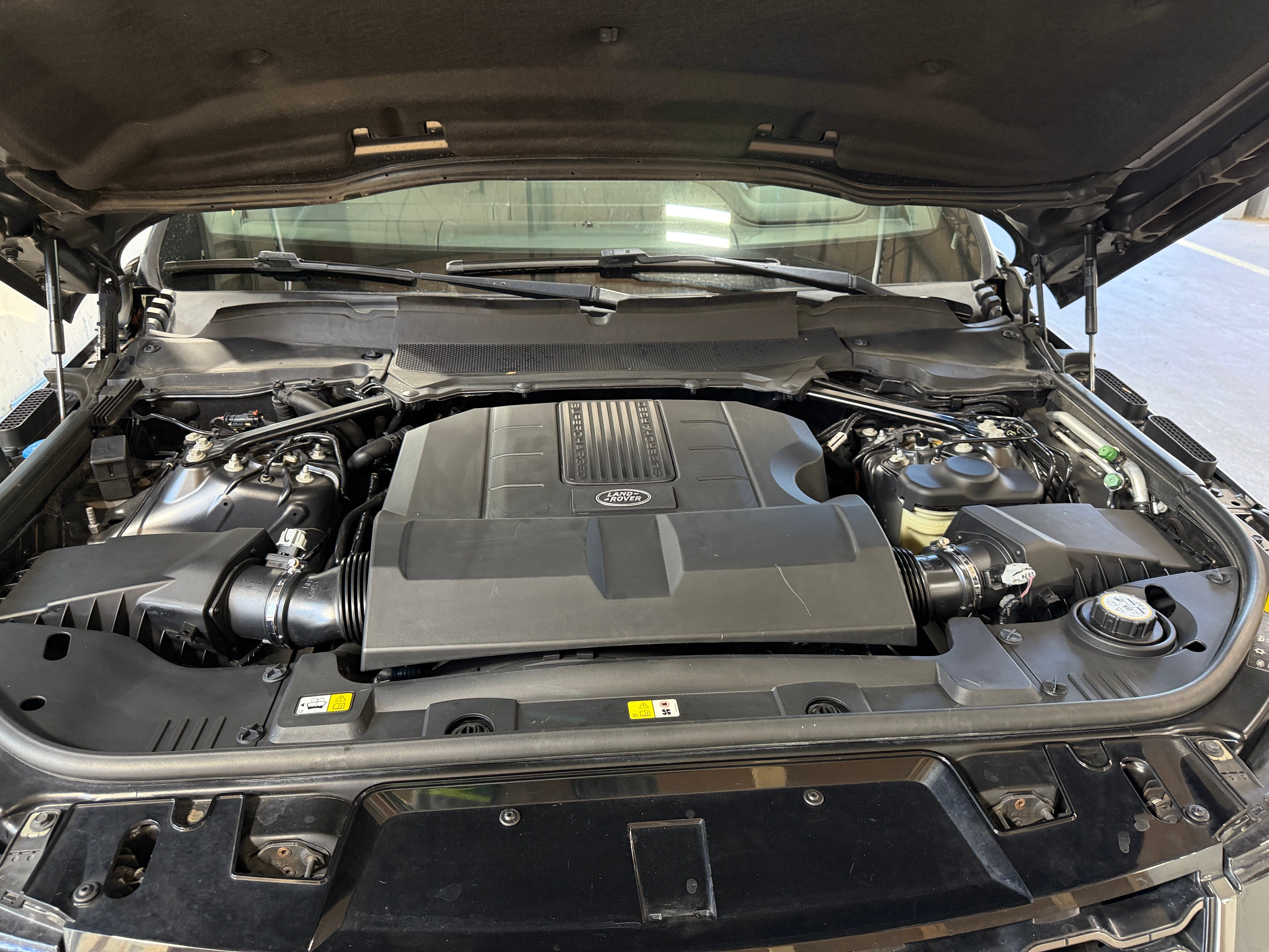 2018 Land Rover Range Rover Sport Supercharged - Photo 2