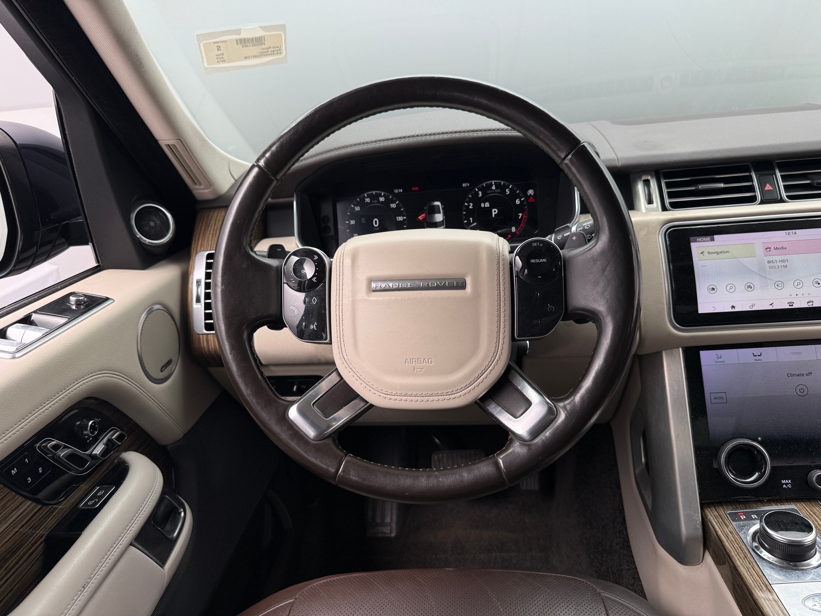 Thumbnail: 2019 Land Rover Range Rover - 4