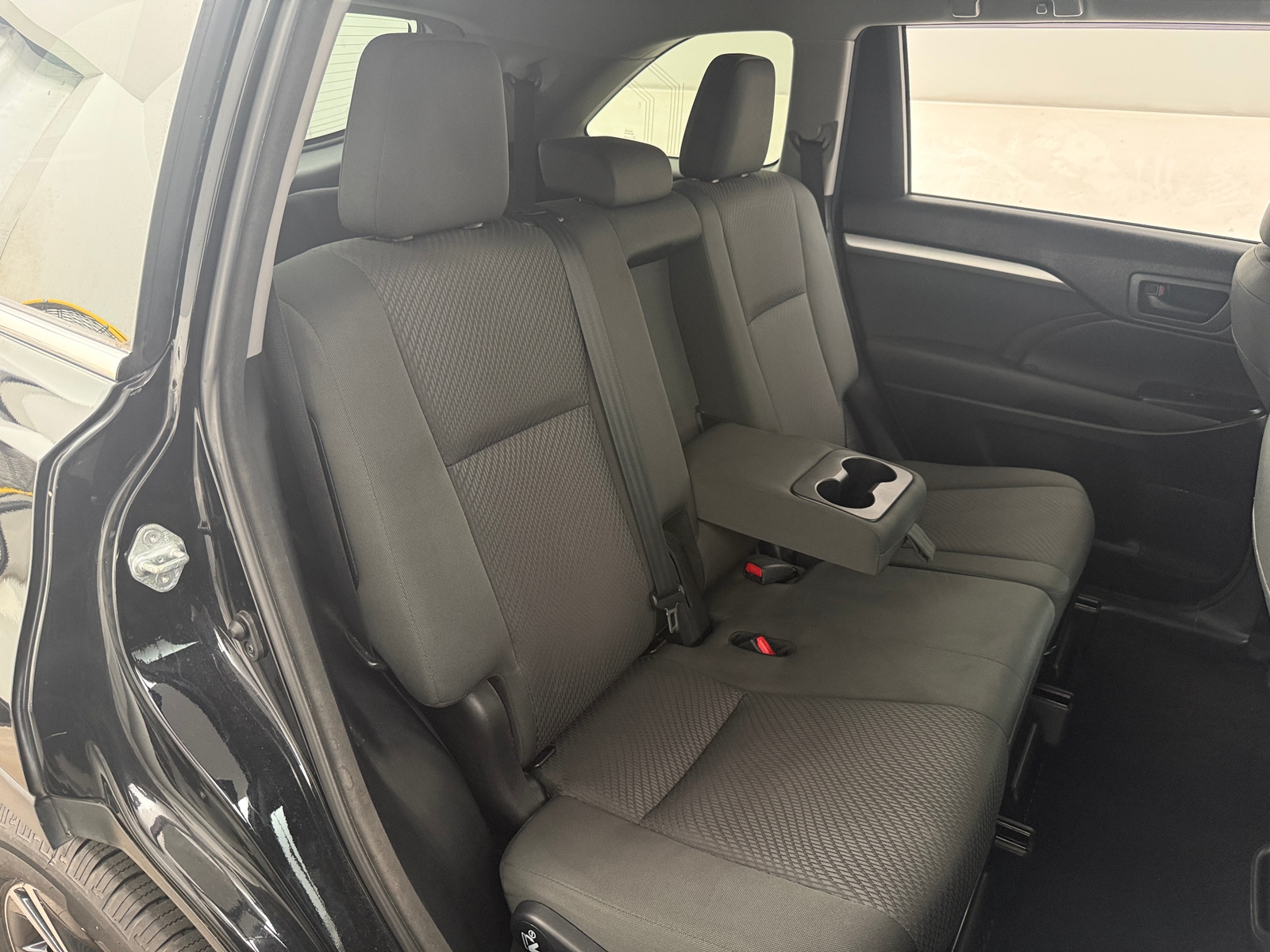 Thumbnail: 2018 Toyota Highlander - 6