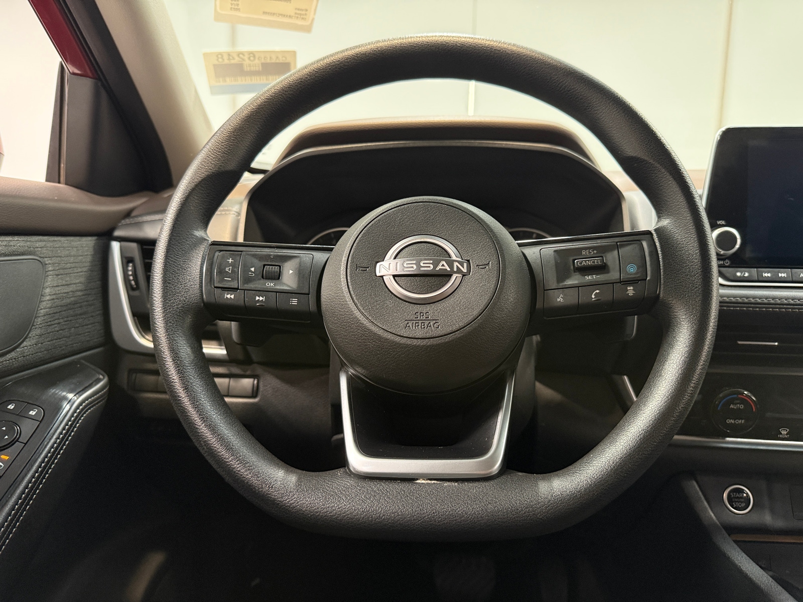 Thumbnail: 2023 Nissan Rogue - 5