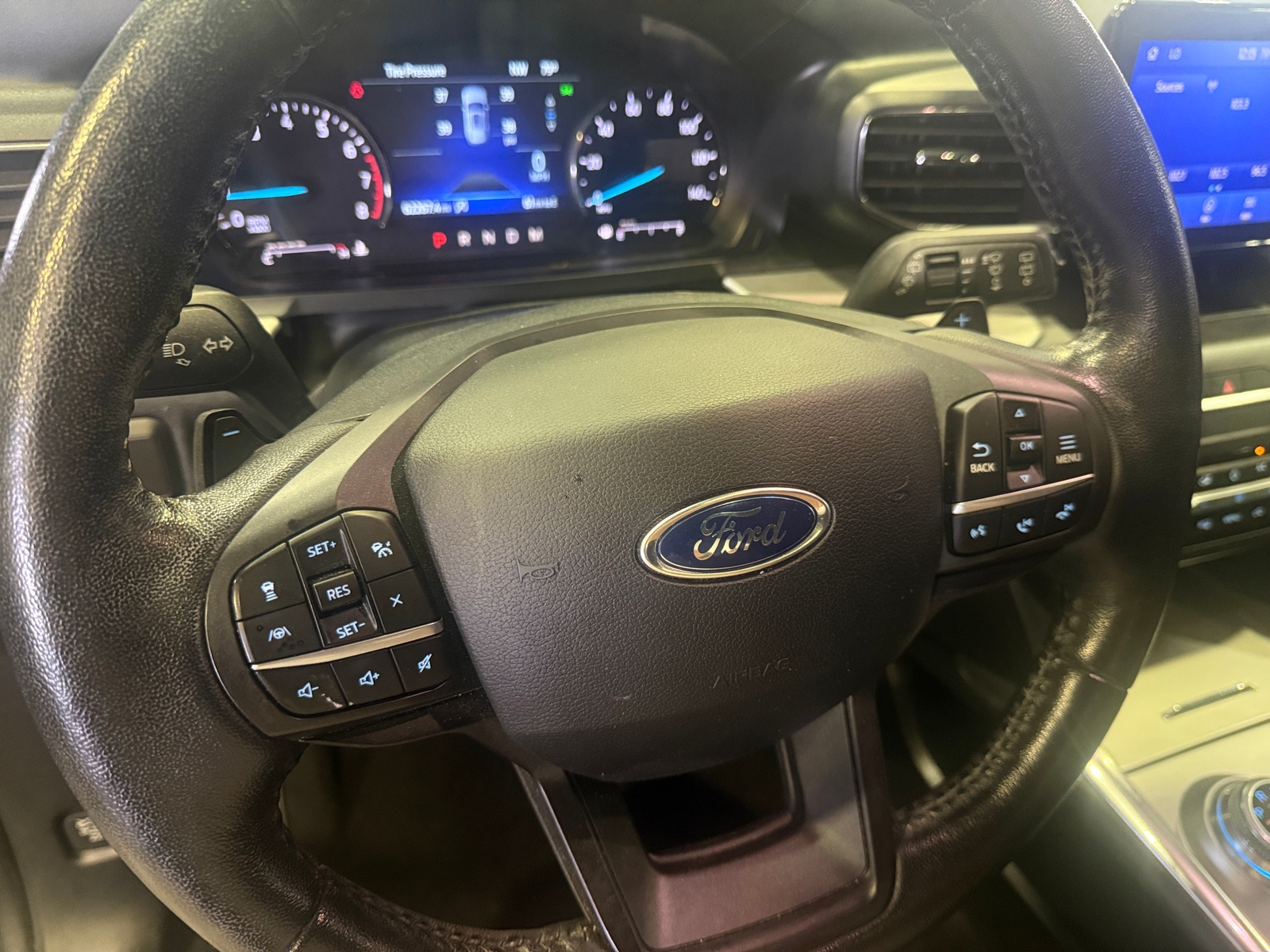 Thumbnail: 2020 Ford Explorer - 4