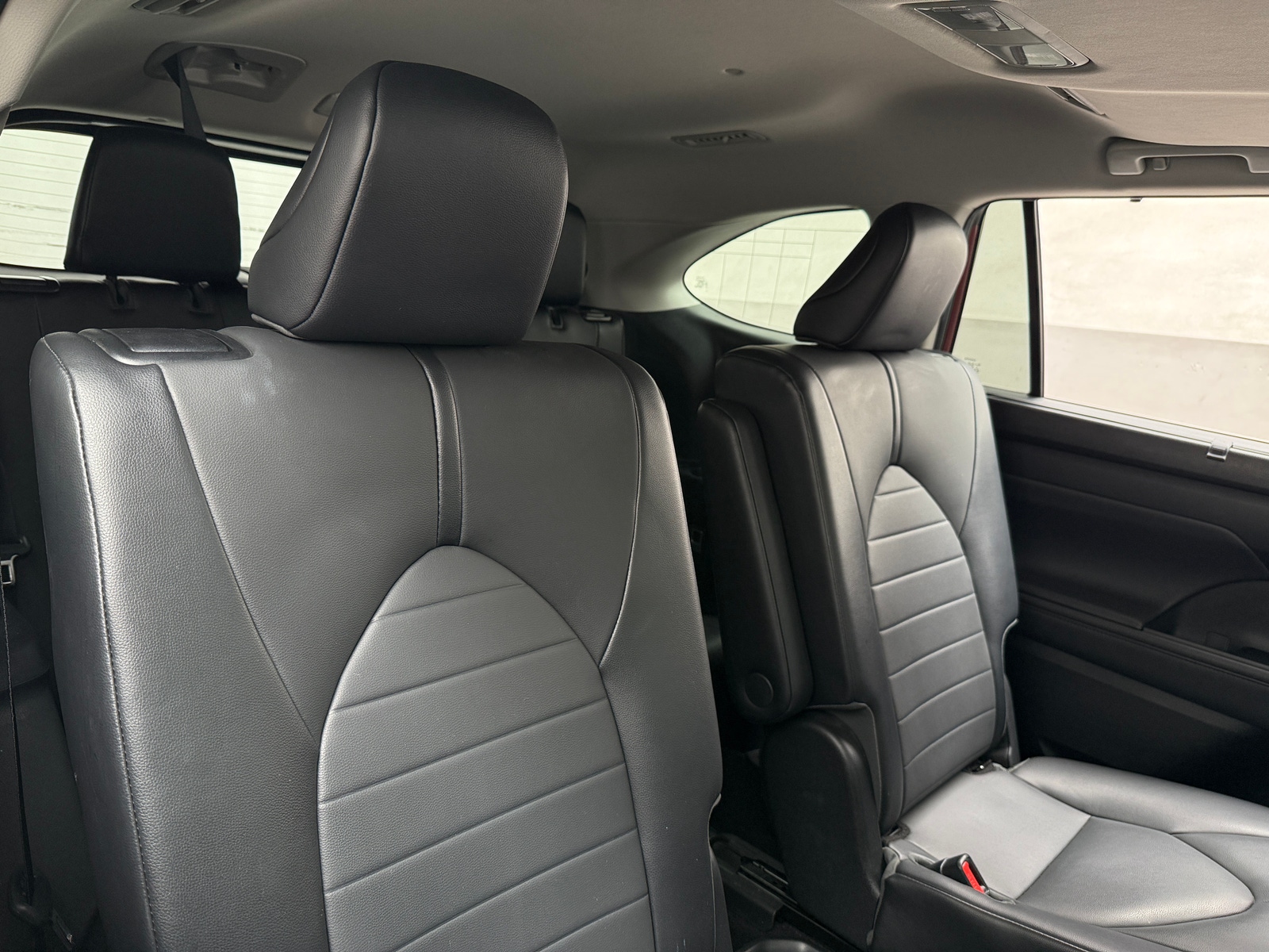 Thumbnail: 2020 Toyota Highlander - 5