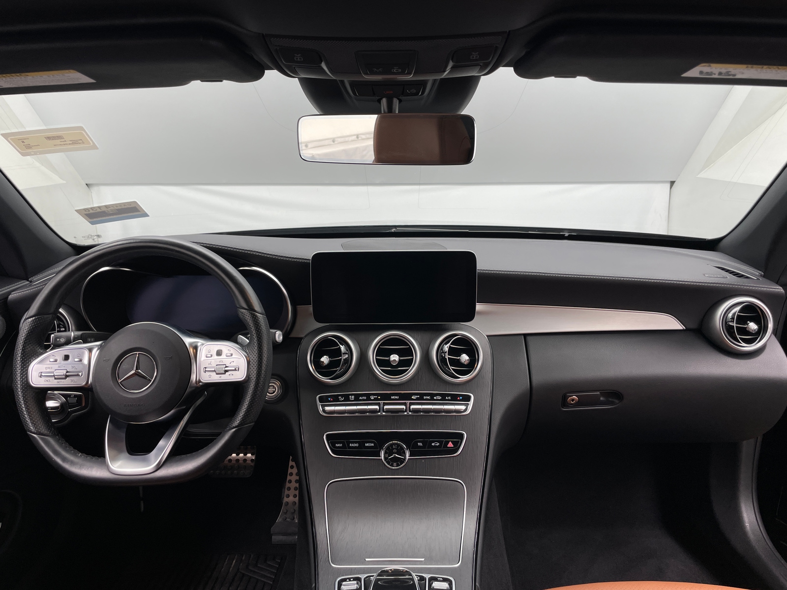 Thumbnail: 2023 Mercedes-Benz C-Class - 2