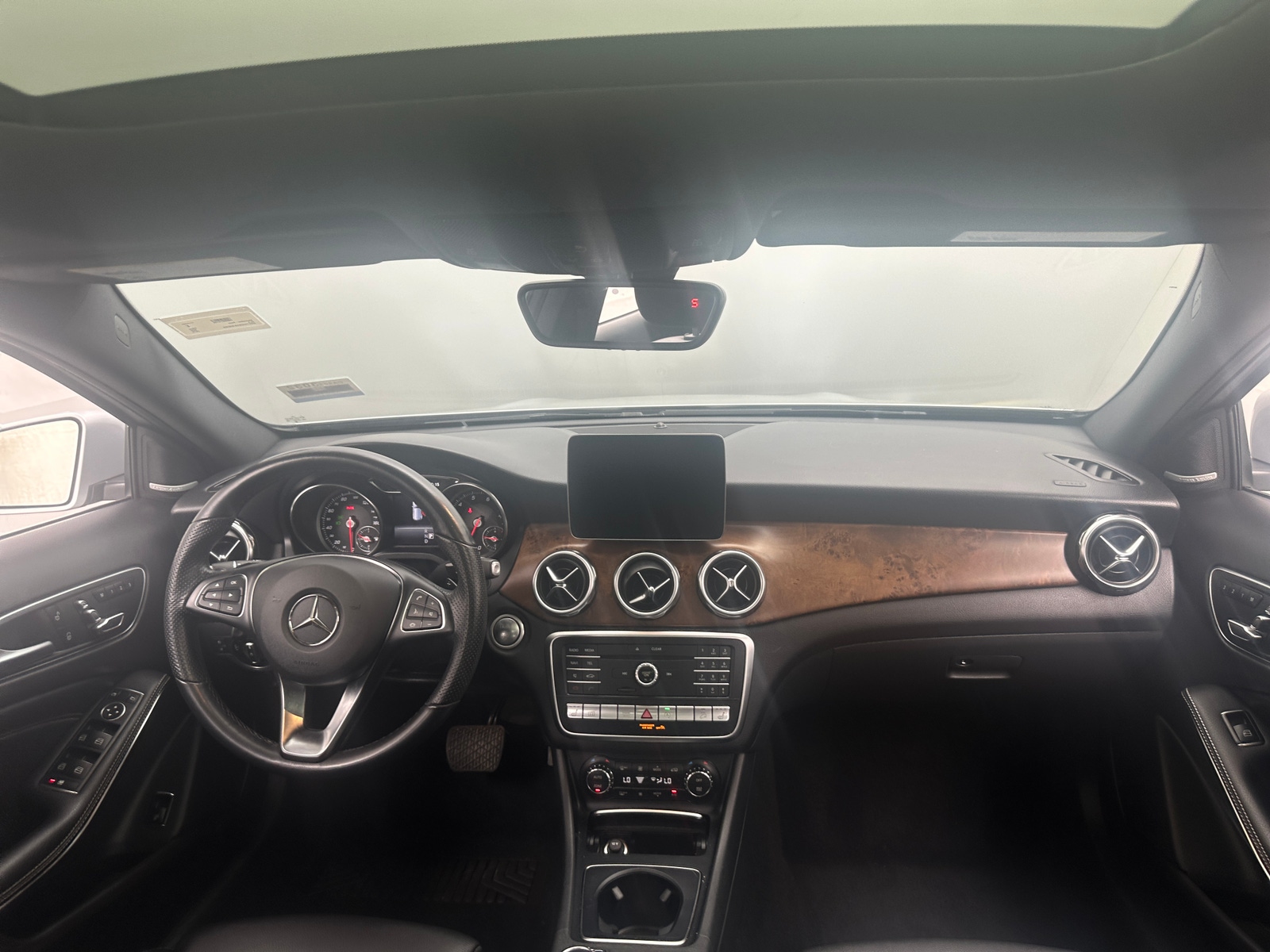 Thumbnail: 2019 Mercedes-Benz GLA - 2