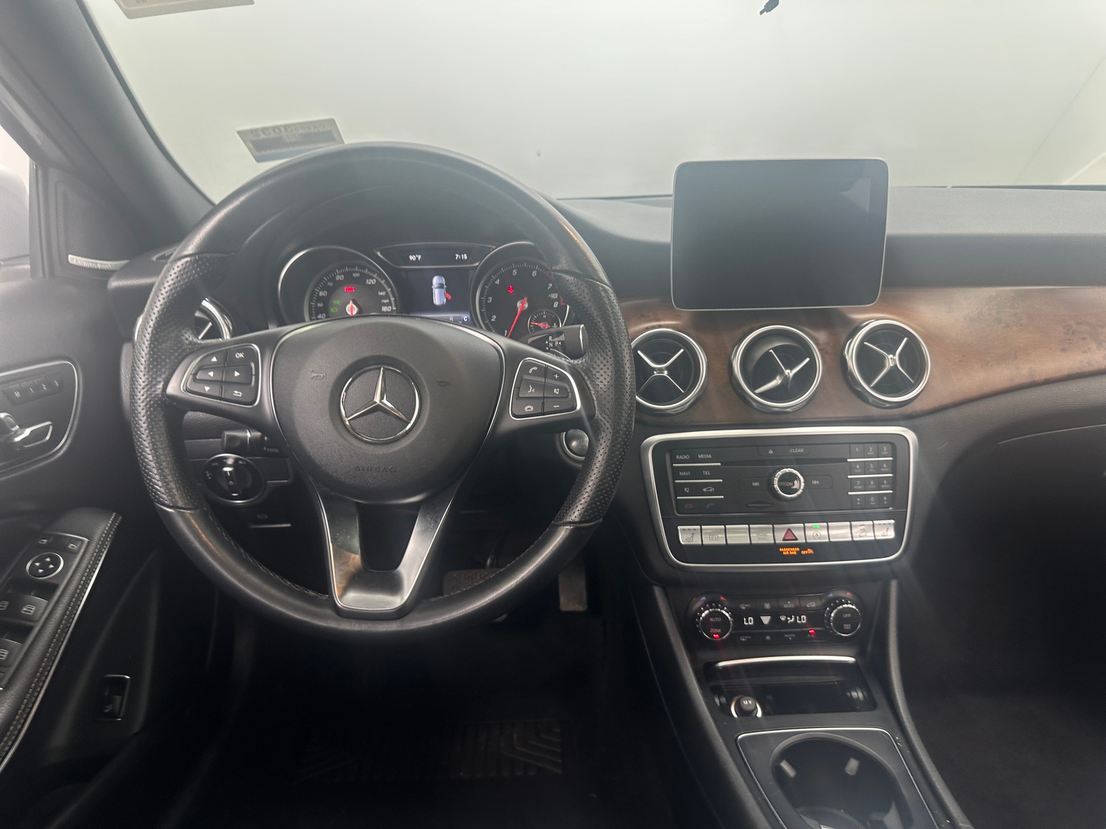 Thumbnail: 2019 Mercedes-Benz GLA - 4