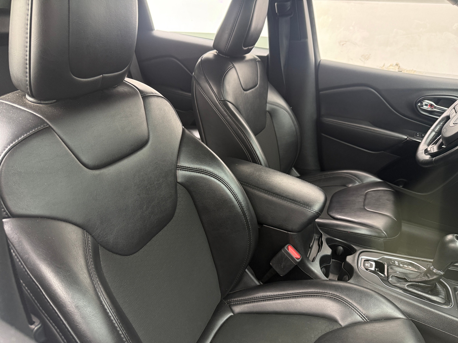 Thumbnail: 2021 Jeep Cherokee - 2