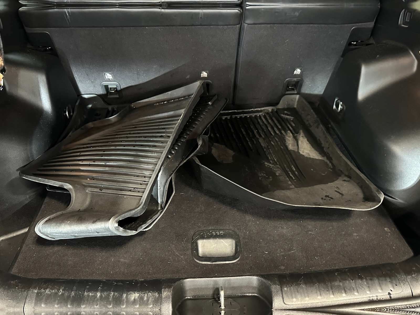 Thumbnail: 2021 Jeep Cherokee - 7