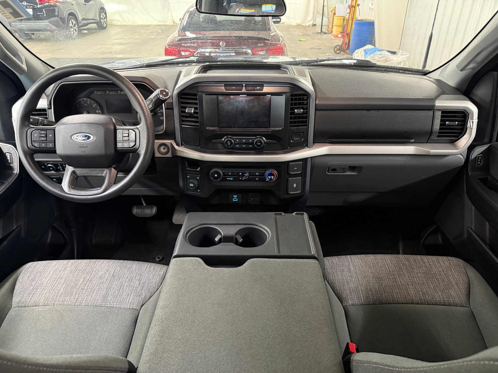 Thumbnail: 2023 Ford Econoline - 3