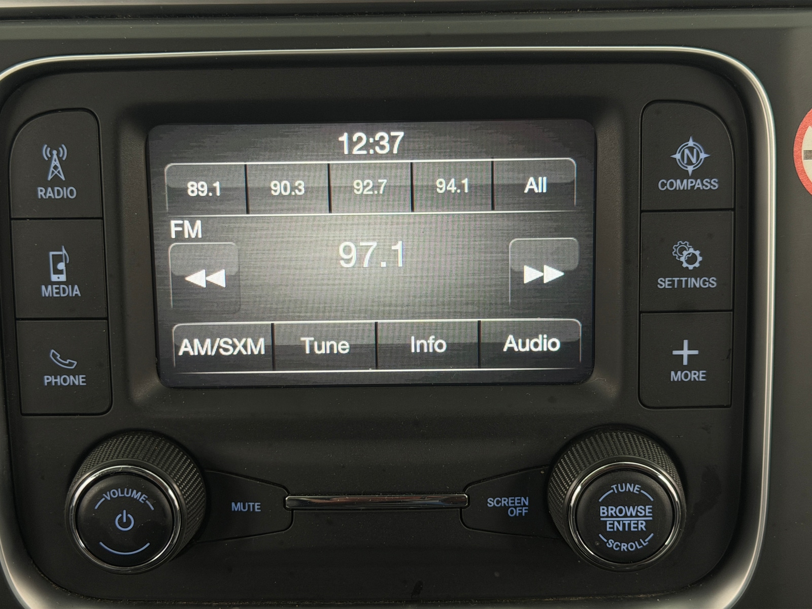 Thumbnail: 2024 RAM 1500 Classic - 4