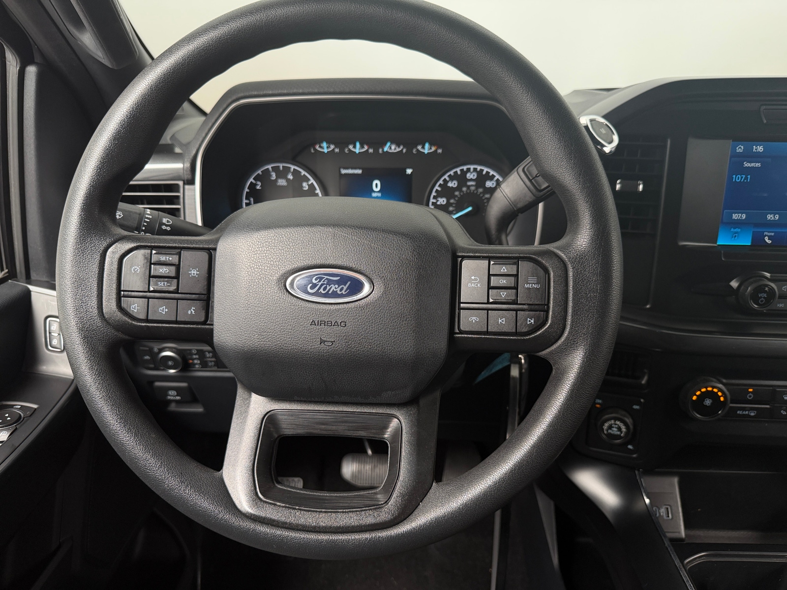 Thumbnail: 2022 Ford Econoline - 5