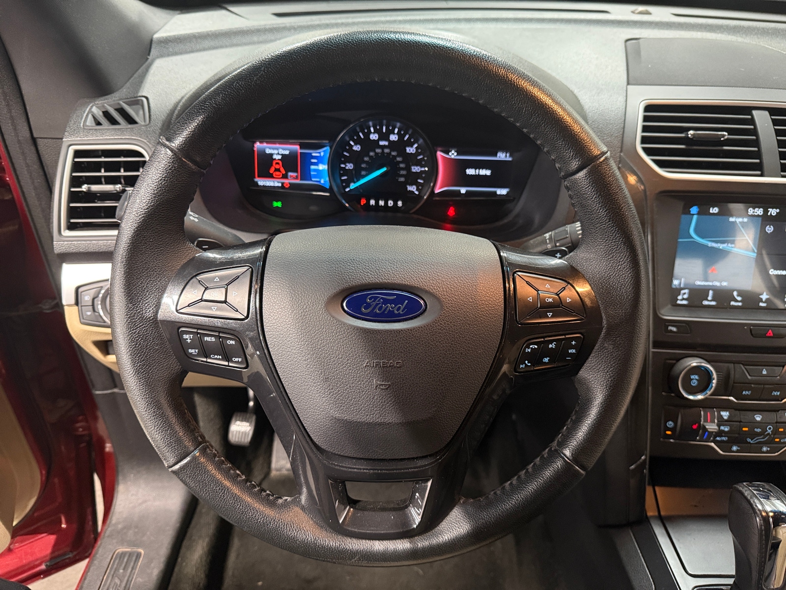 Thumbnail: 2017 Ford Explorer - 4