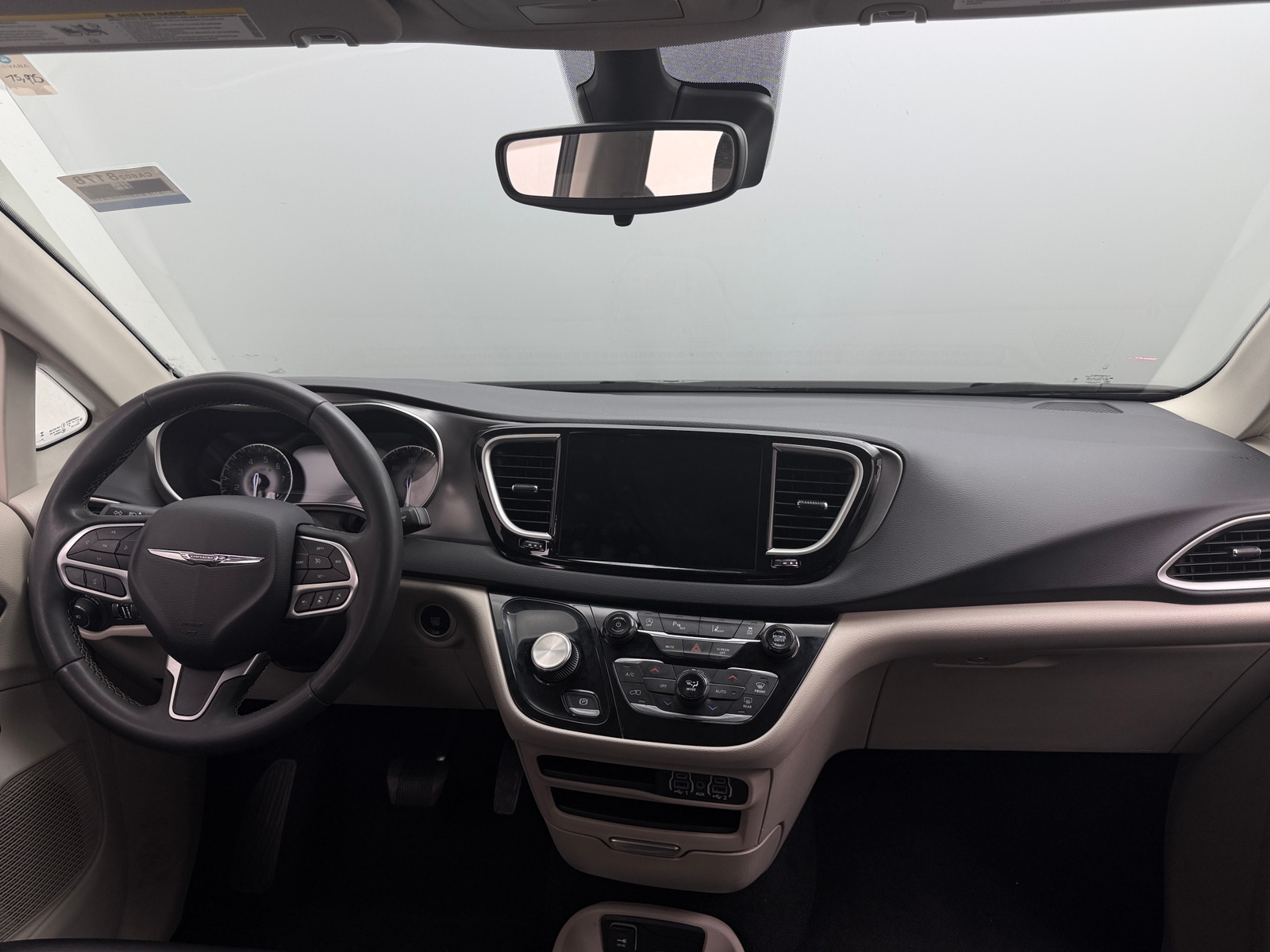 Thumbnail: 2023 Chrysler Pacifica - 2