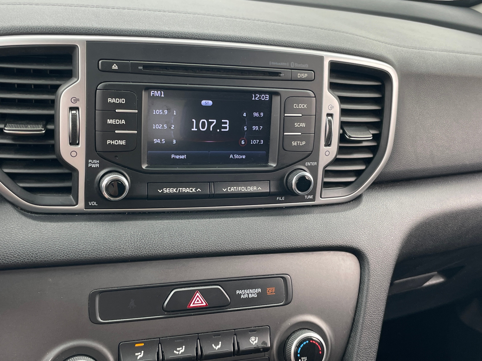 Thumbnail: 2019 Kia Sportage - 4