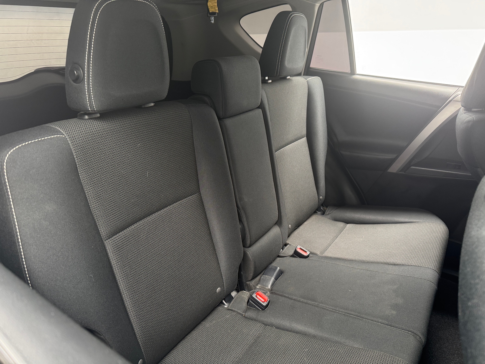 Thumbnail: 2017 Toyota RAV4 - 6