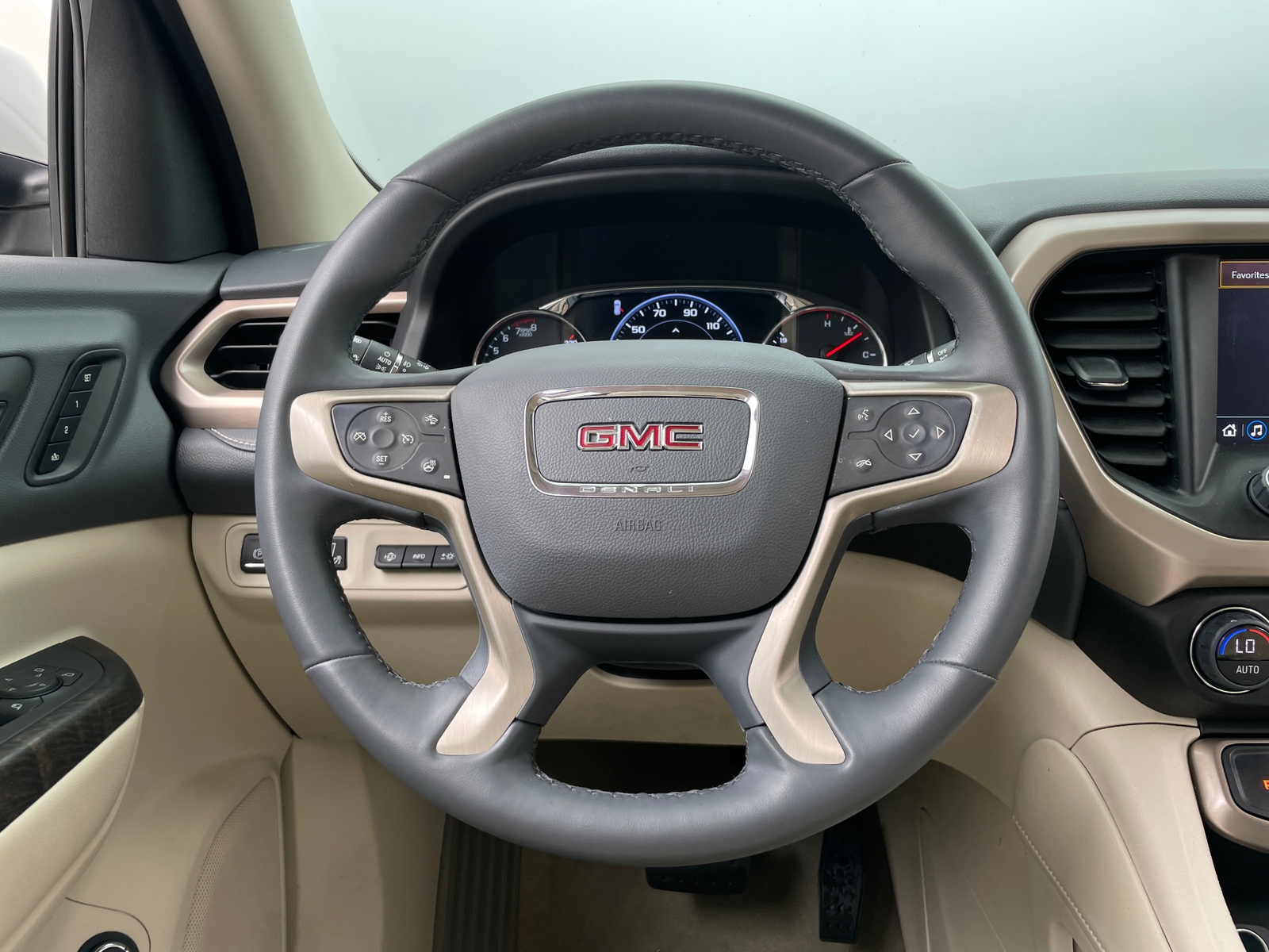 Thumbnail: 2023 GMC Acadia - 4