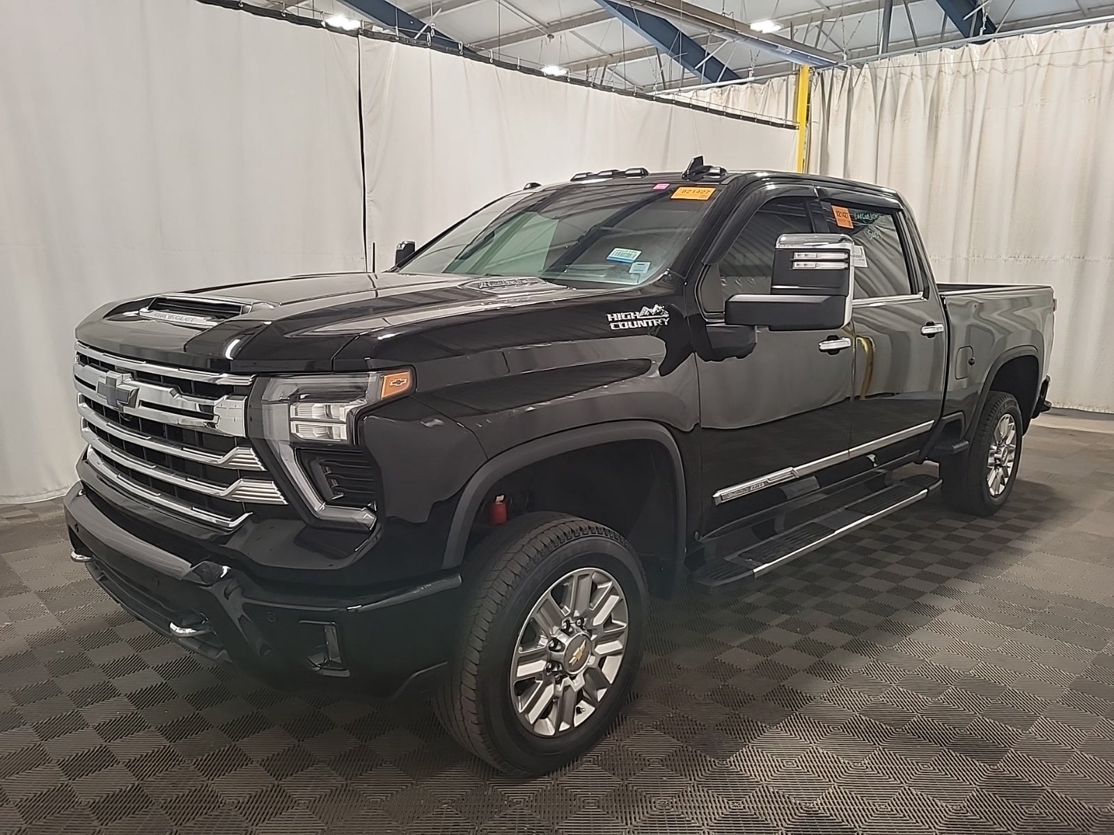 2024 Chevrolet Silverado 2500HD 4WD Crew Cab 159" High Country