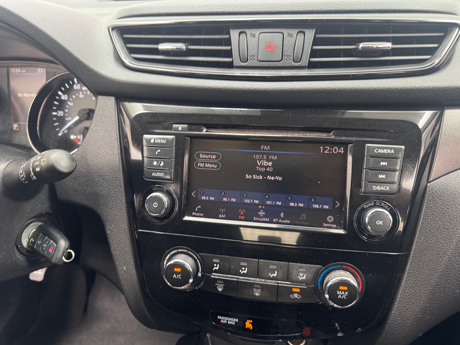 Thumbnail: 2020 Nissan Rogue Sport - 4